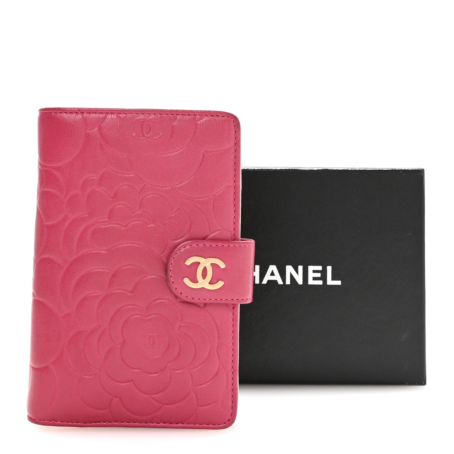 Lambskin Camellia Embossed L-Zip Pocket Wallet Pink