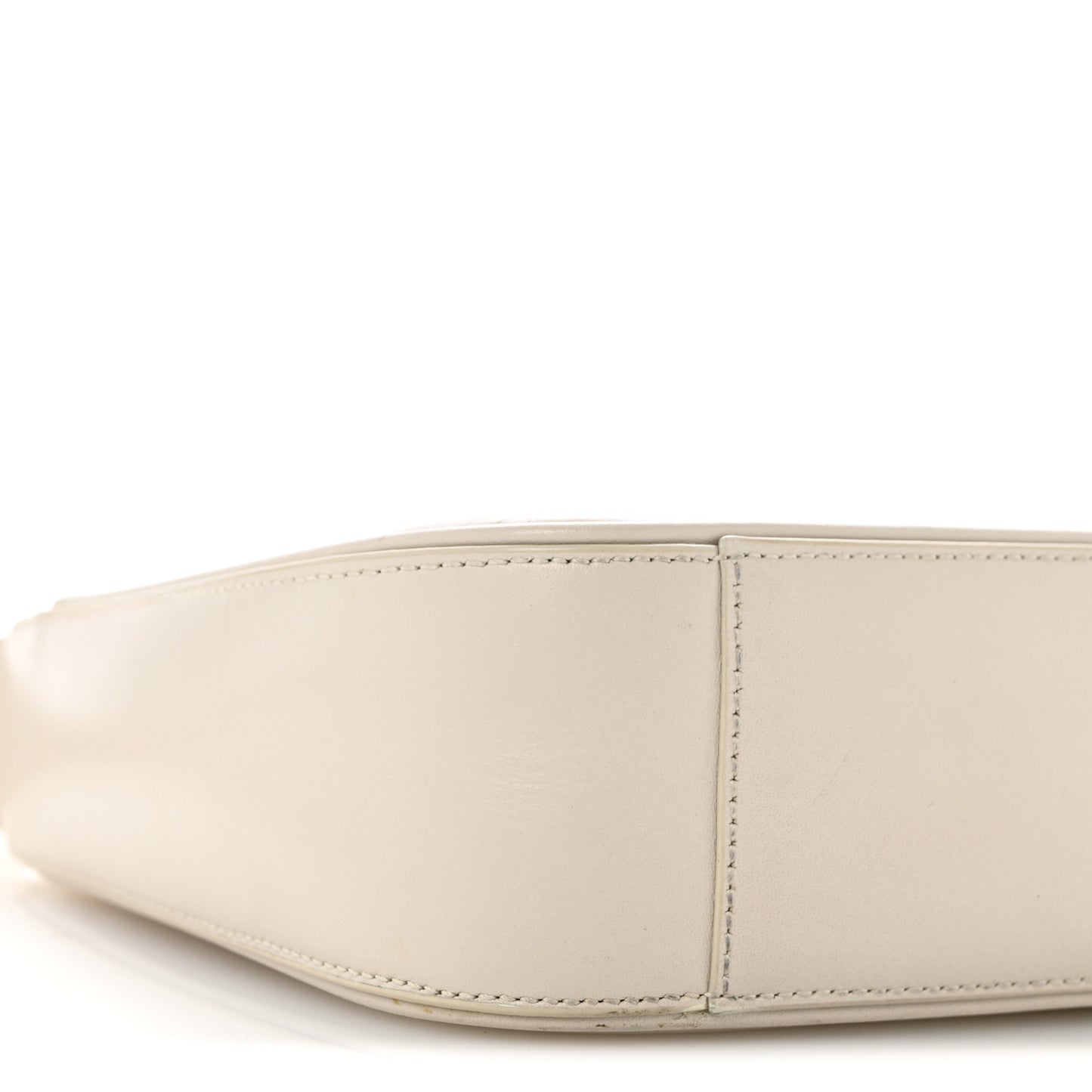 Smooth Calfskin Le 5 A 7 Hobo Crema Soft