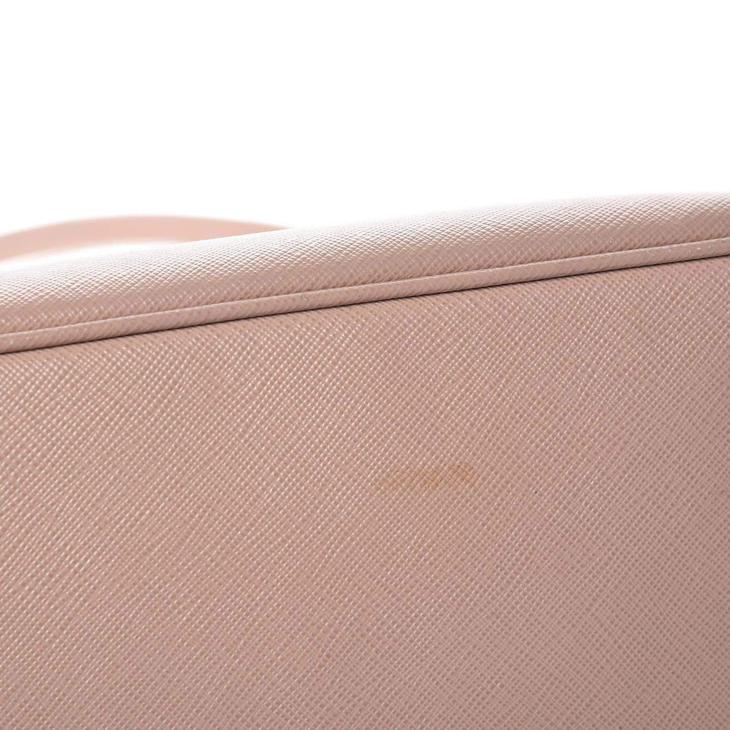 Saffiano Medium Galleria Double Zip Tote Cammeo