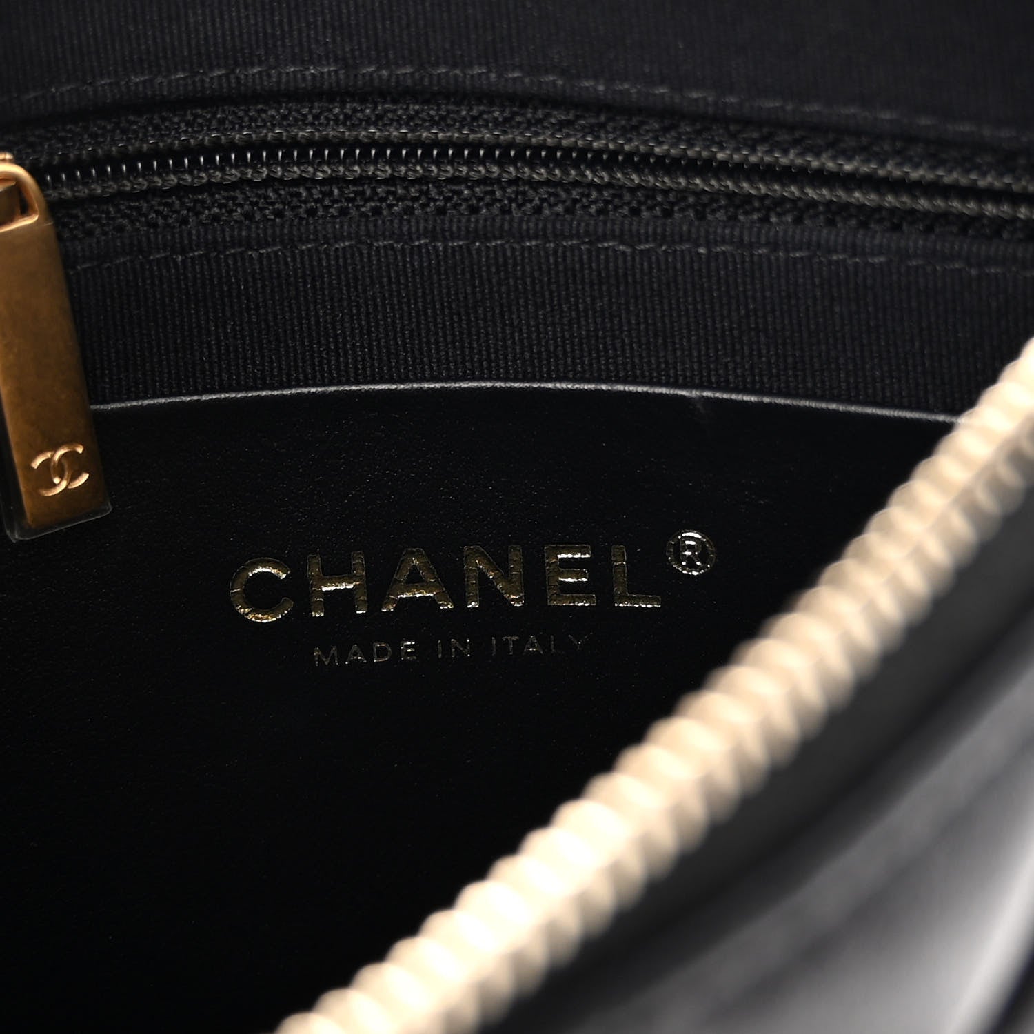 Chanel Shiny Crumpled Lambskin Quilted Trendy Chain Around Hobo Black 6 of 10
