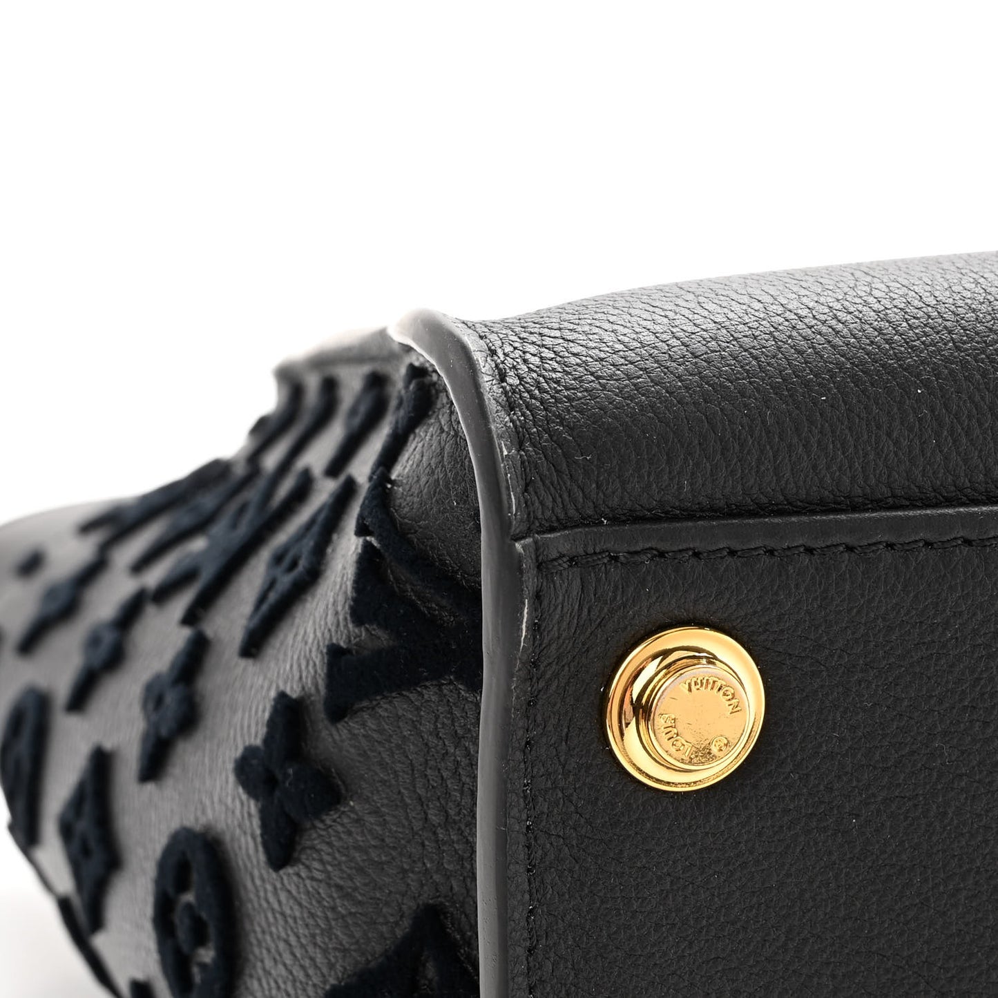 Calfskin Monogram Tufting On My Side Black