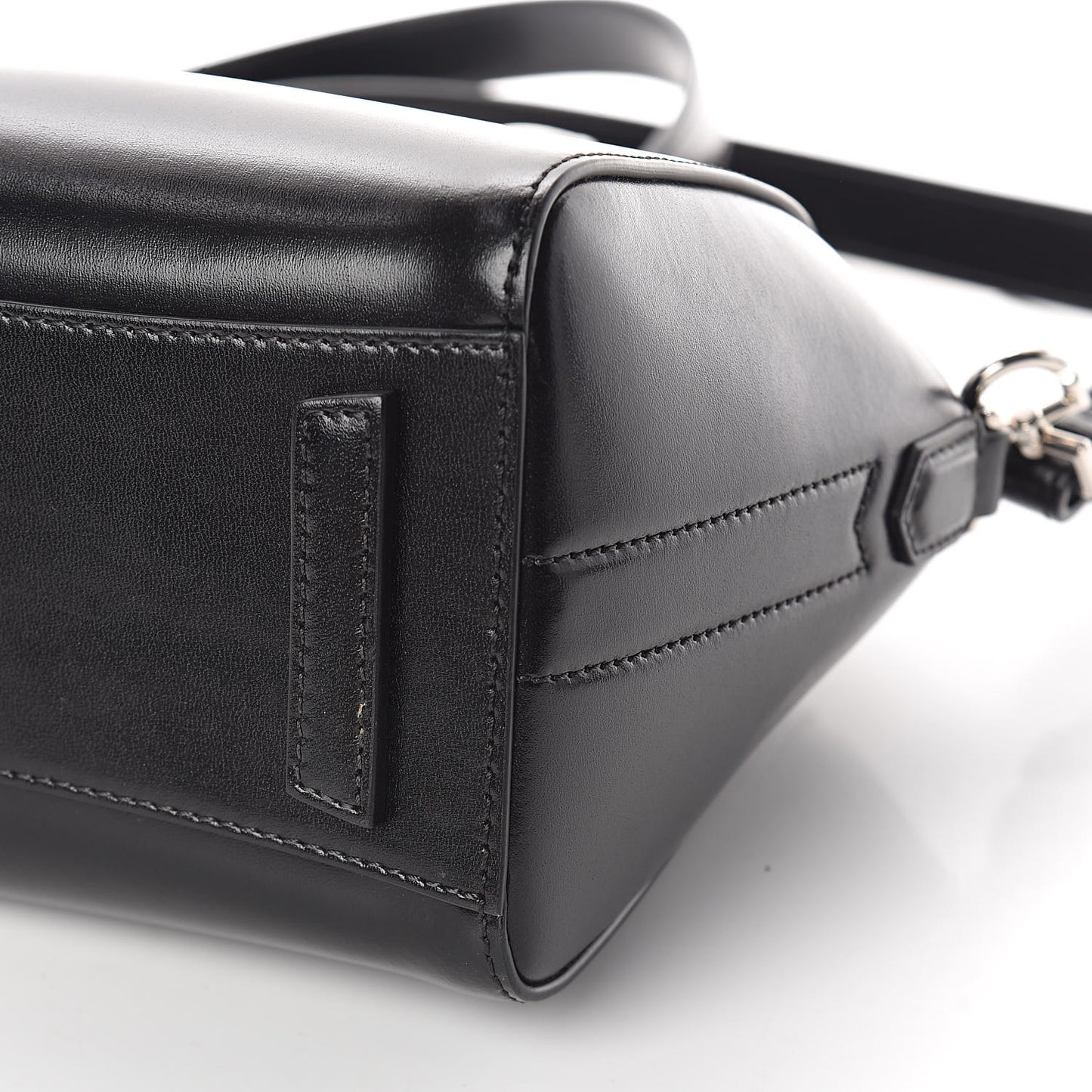 Shiny Lord Calfskin Mini Antigona Black