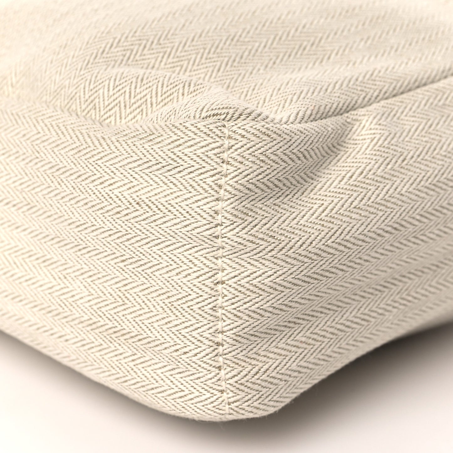 Canvas Barenia Fourbi 20 PM Pouch Naturel Fauve