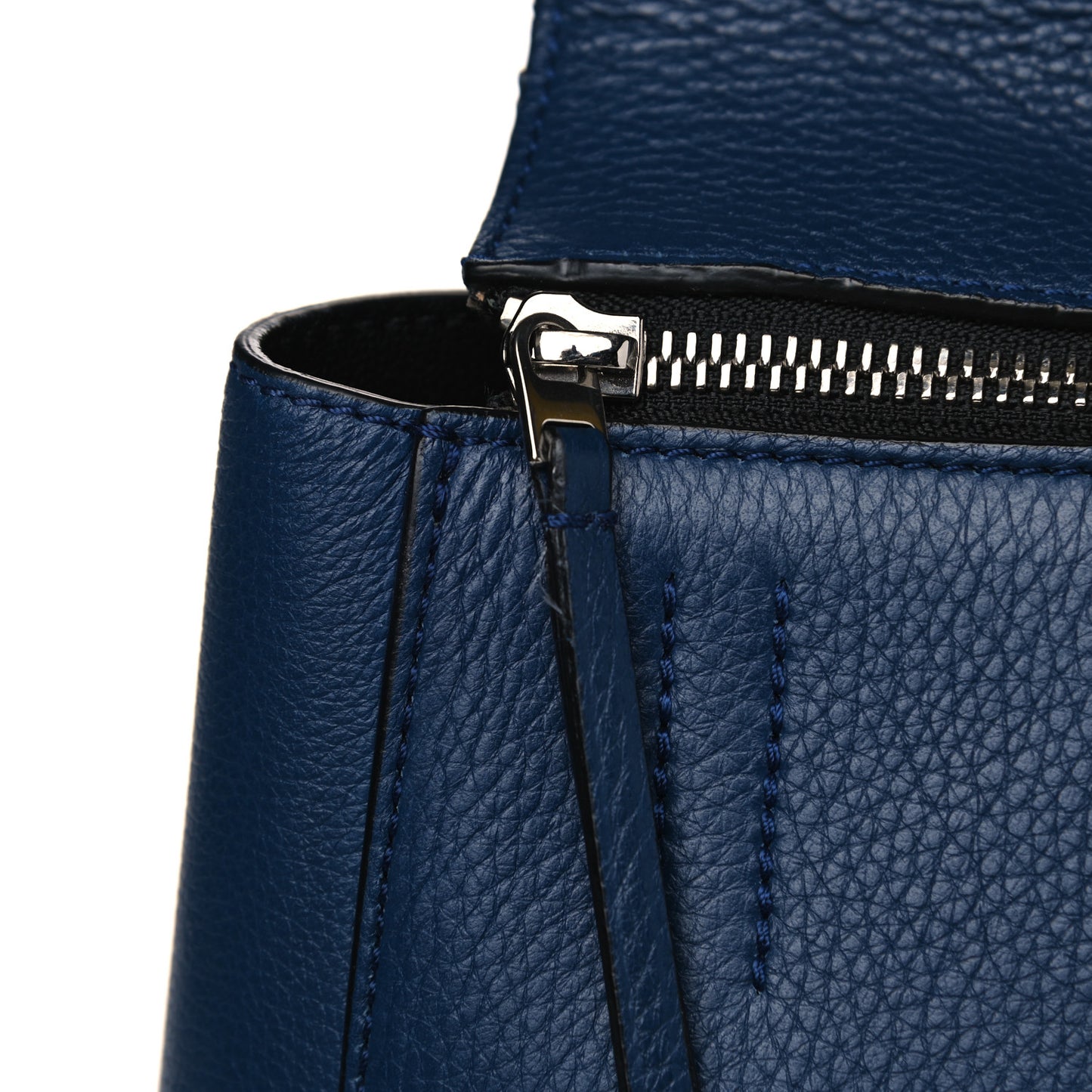 Drummed Calfskin Medium Edge Shoulder Bag Ocean Blue