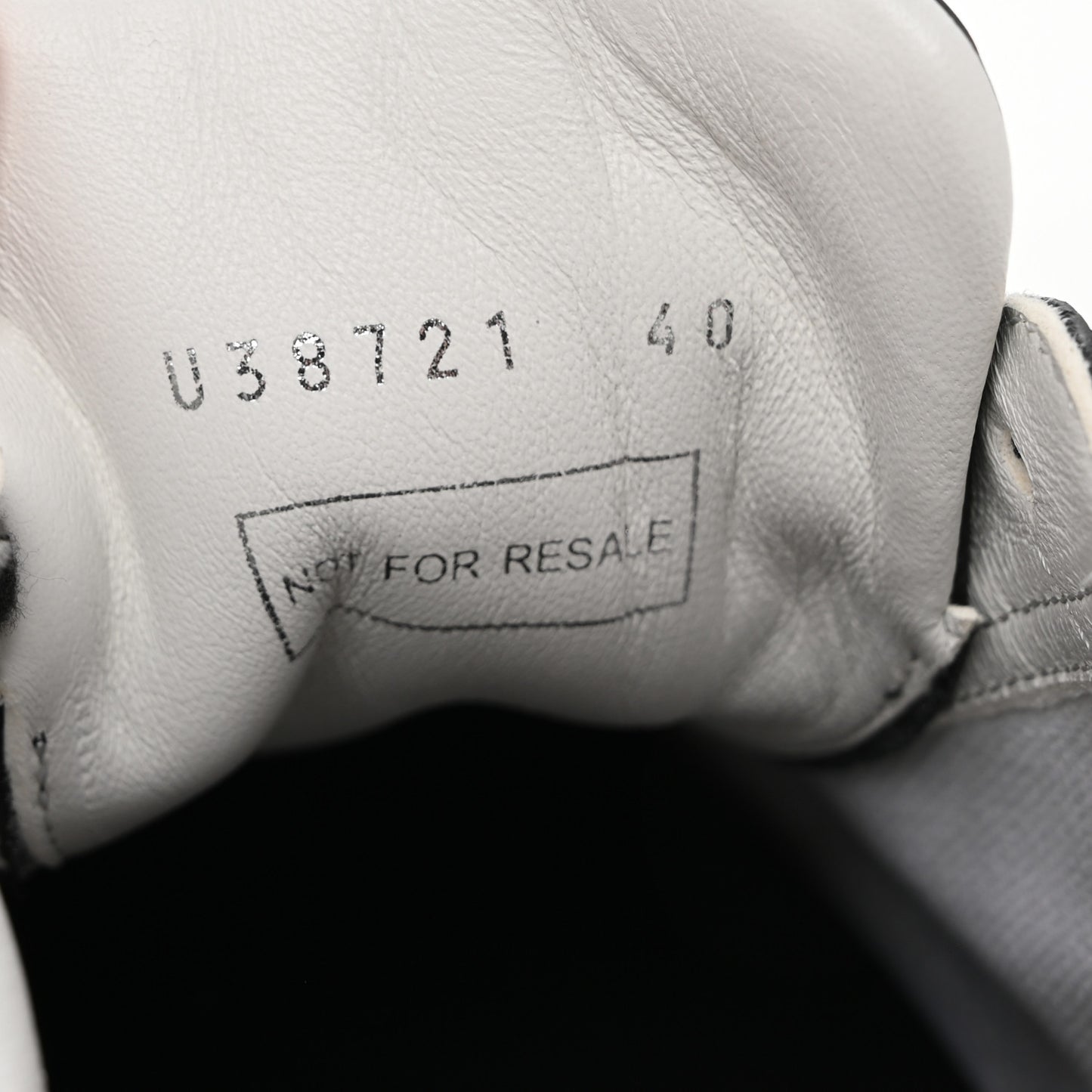 Calfskin CC Womens Sneakers 40 Black