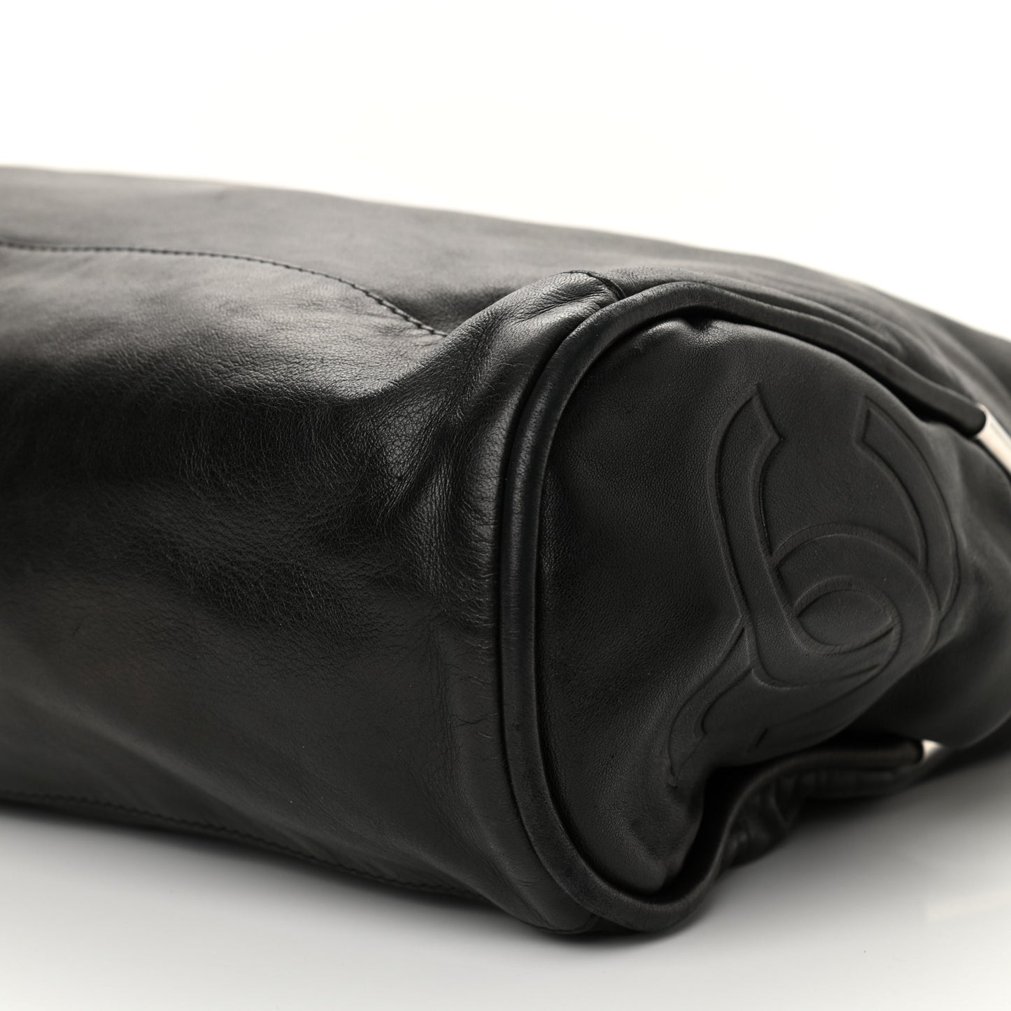 Lambskin Large Ultimate Soft Tote Black
