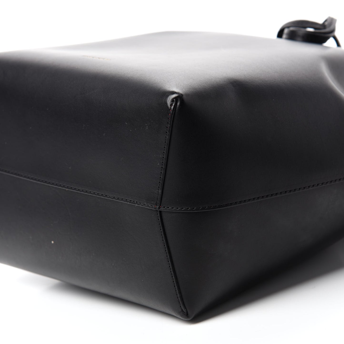 Vegetable Tanned Calfskin Bucket Bag Black Flamma