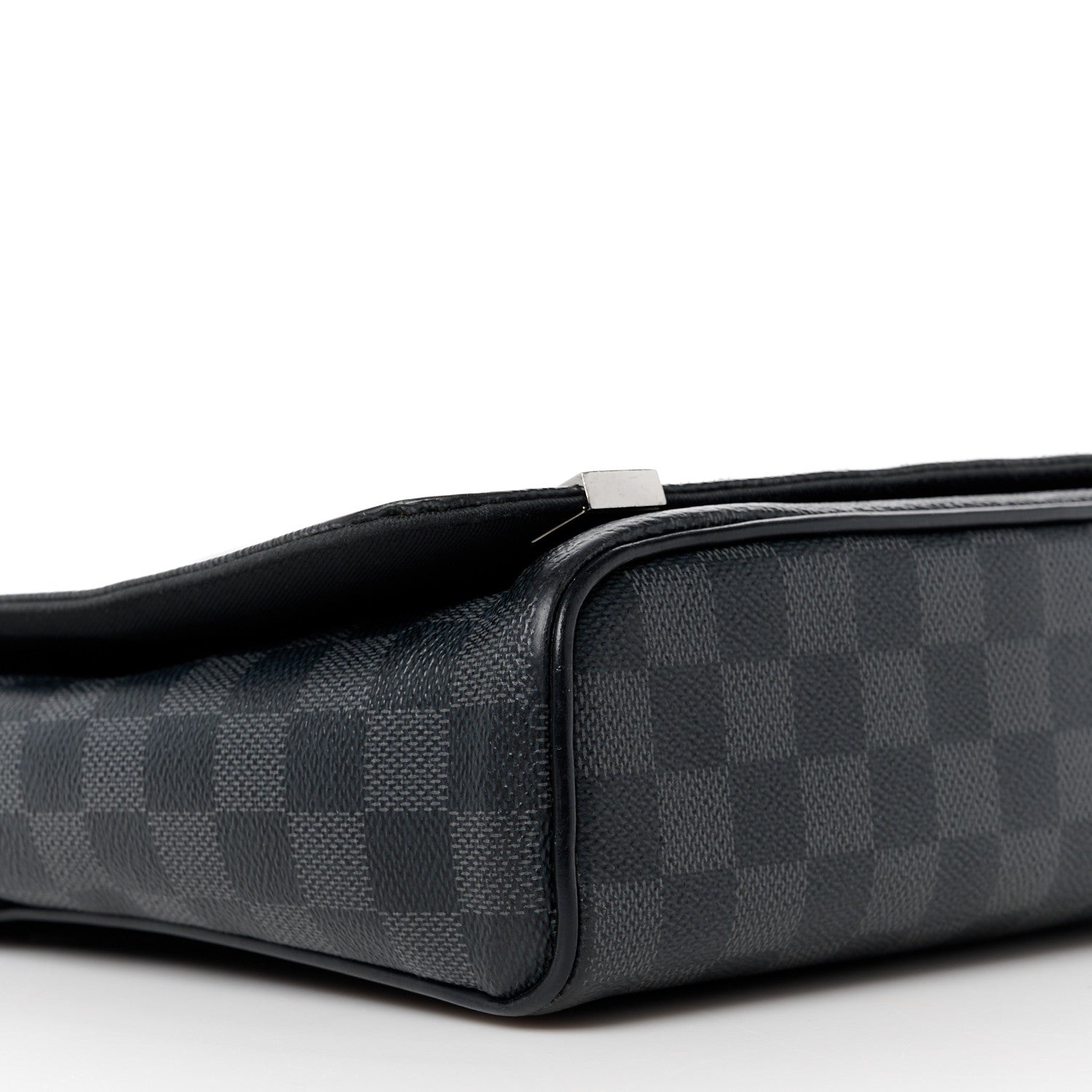 Louis Vuitton Damier Graphite District PM 9 of 12