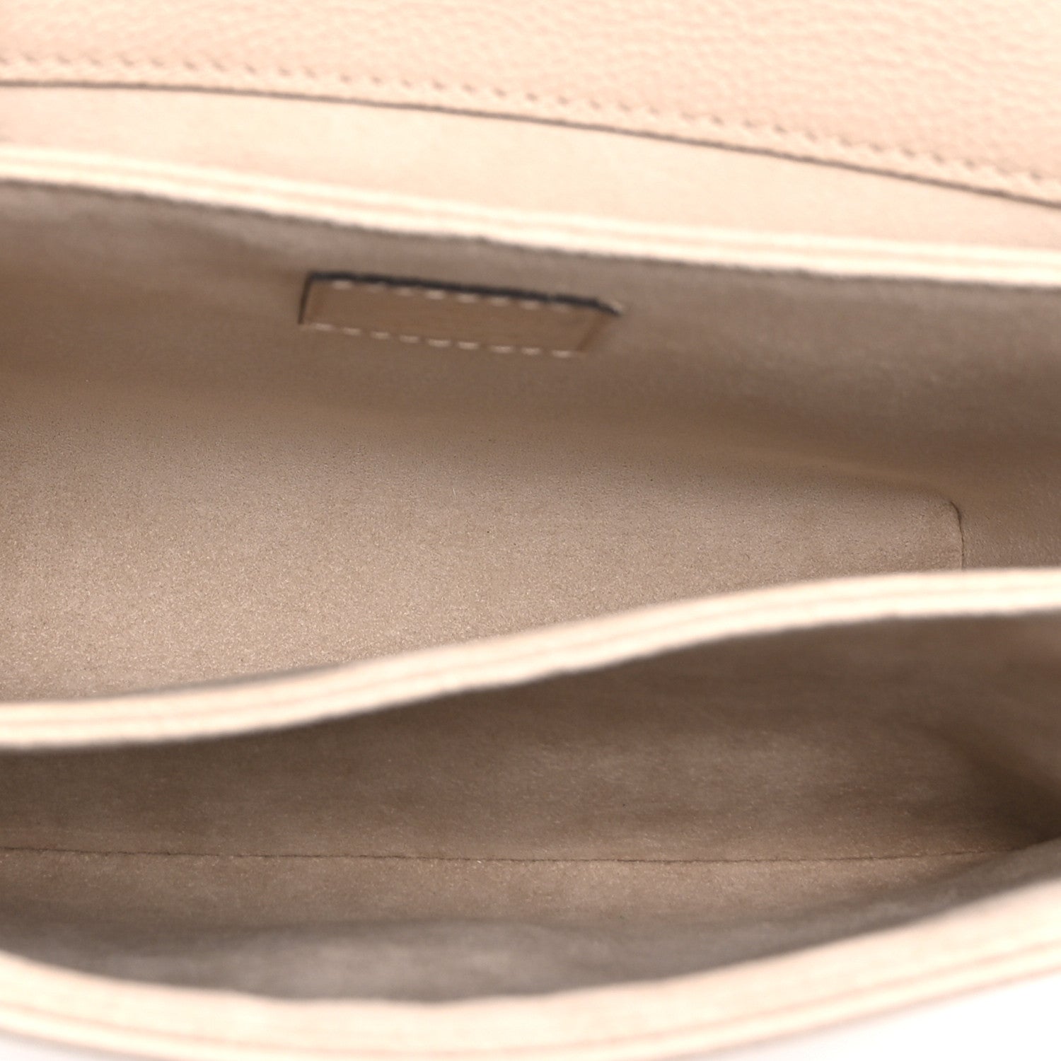 Louis Vuitton Grained Calfskin Lockme Oxford Greige 1788173