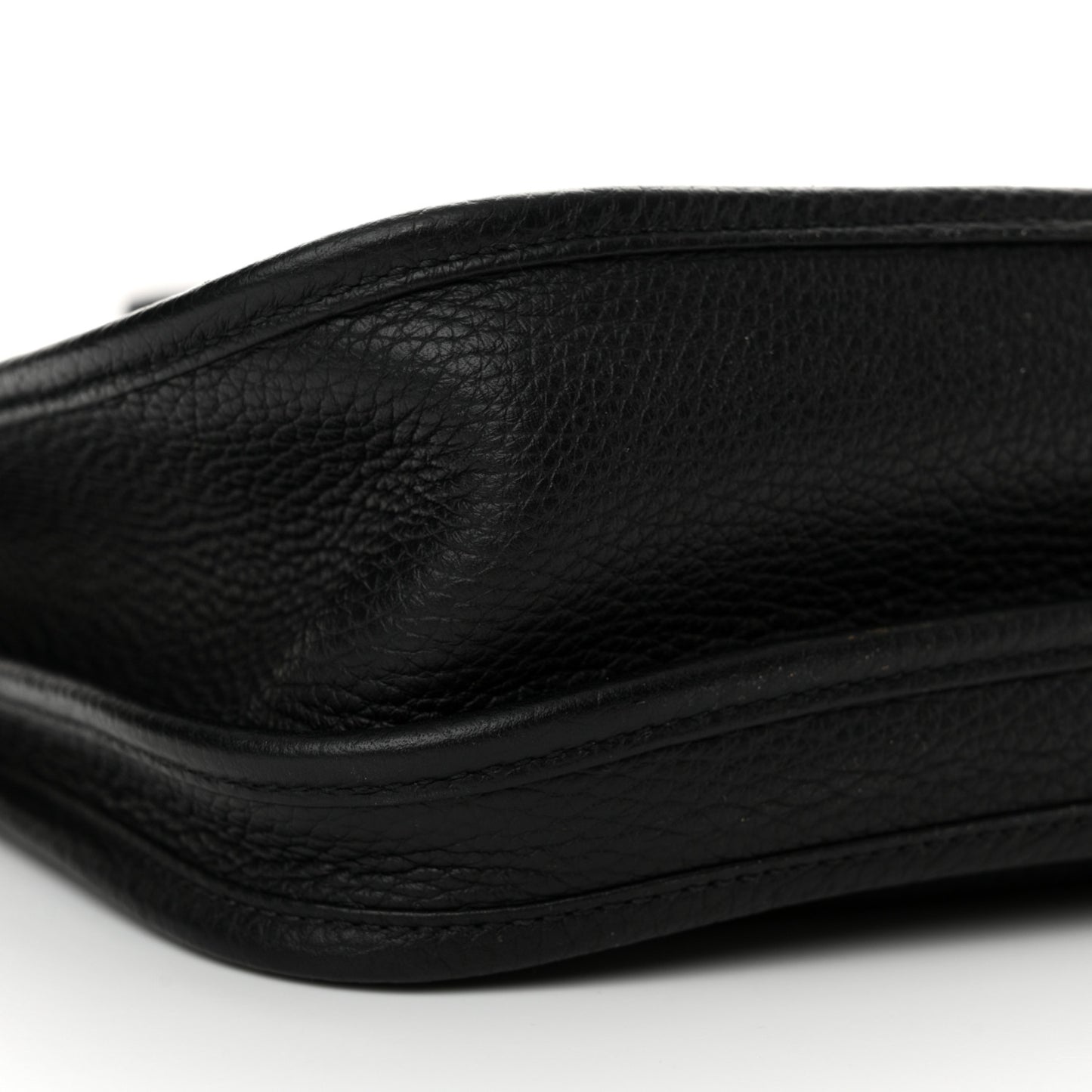 Taurillon Clemence Evelyne III PM Black