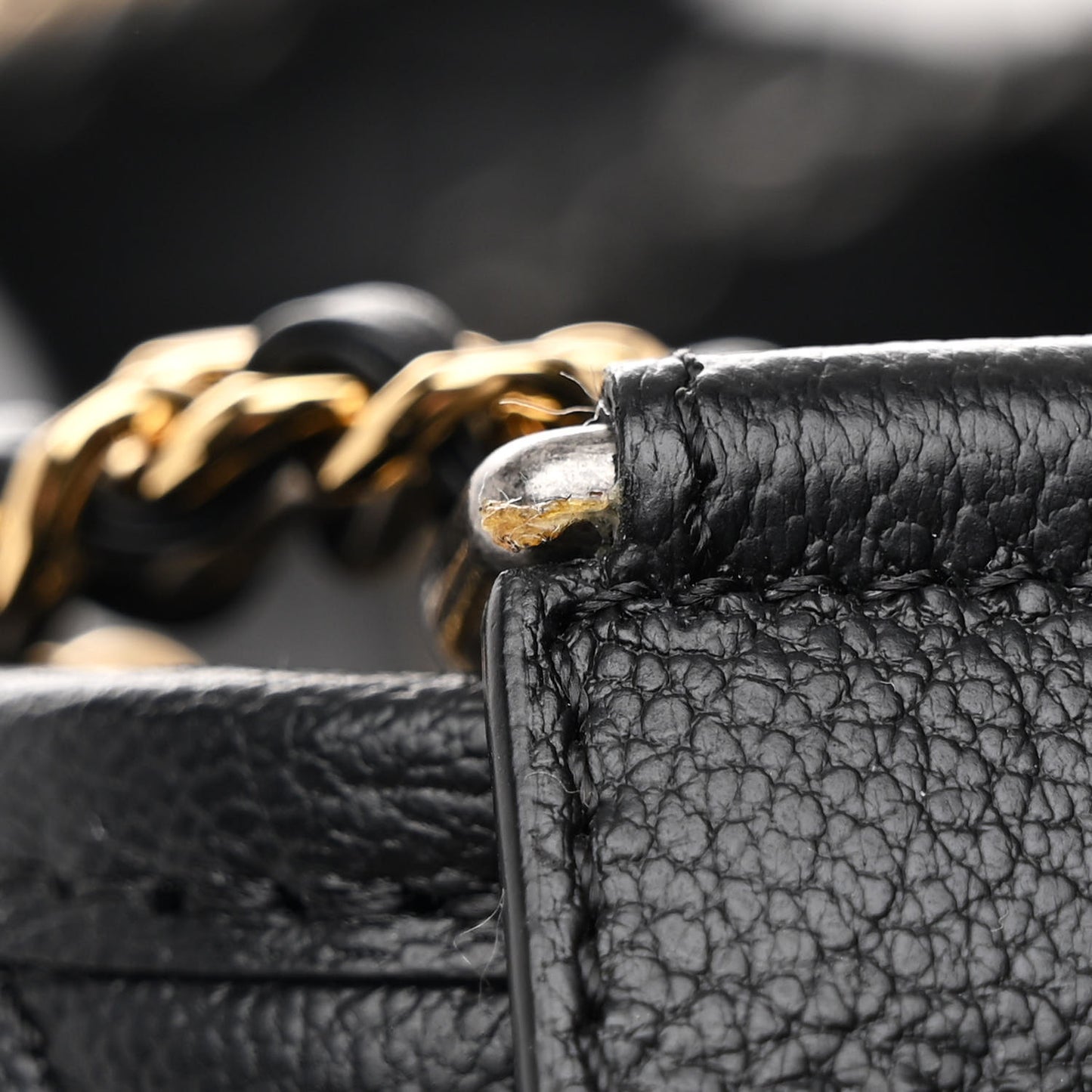 Aged Calfskin Quilted Medium Gabrielle Hobo Black