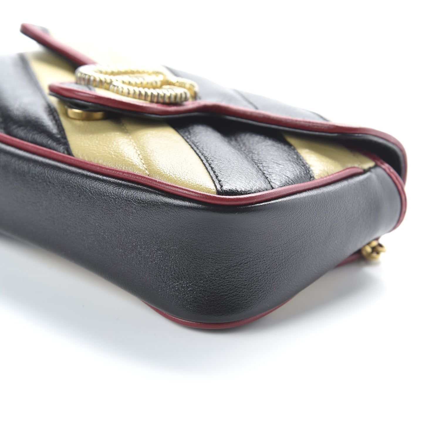 Vintage Effect Calfskin Matelasse Diagonal Striped Super Mini Torchon GG Marmont Shoulder Bag Black Beige