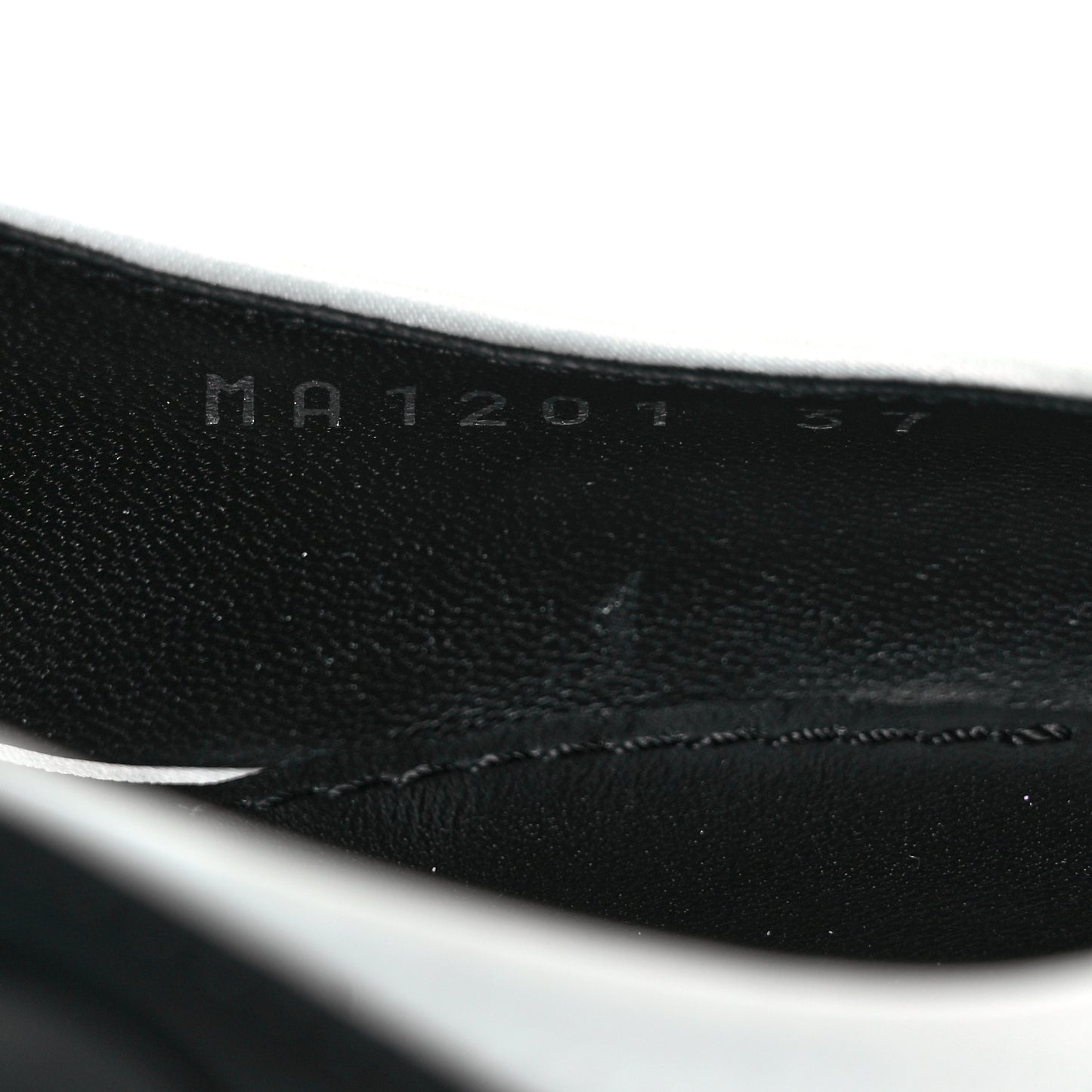 Calfskin Archlight Slingback Pumps 37 Black White