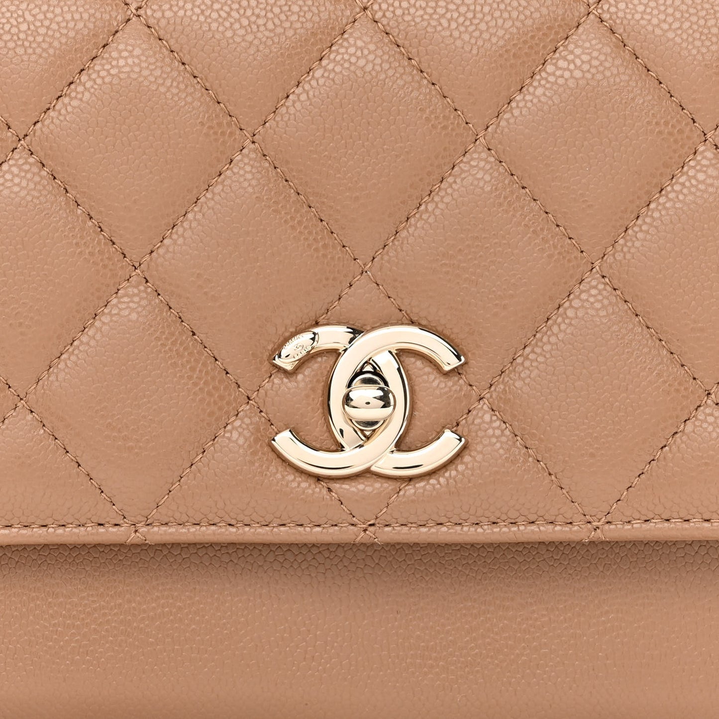 Caviar Quilted Medium Business Affinity Flap Beige