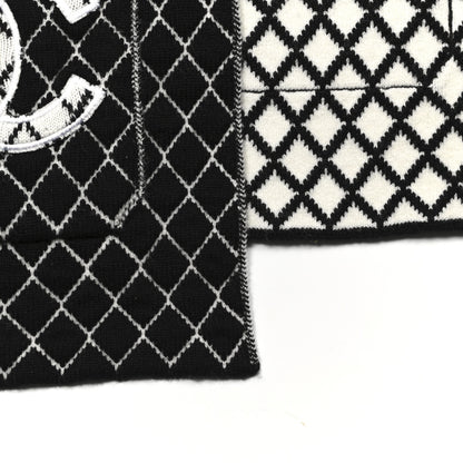 Chanel Cashmere CC Pocket Scarf Black White 3 of 4