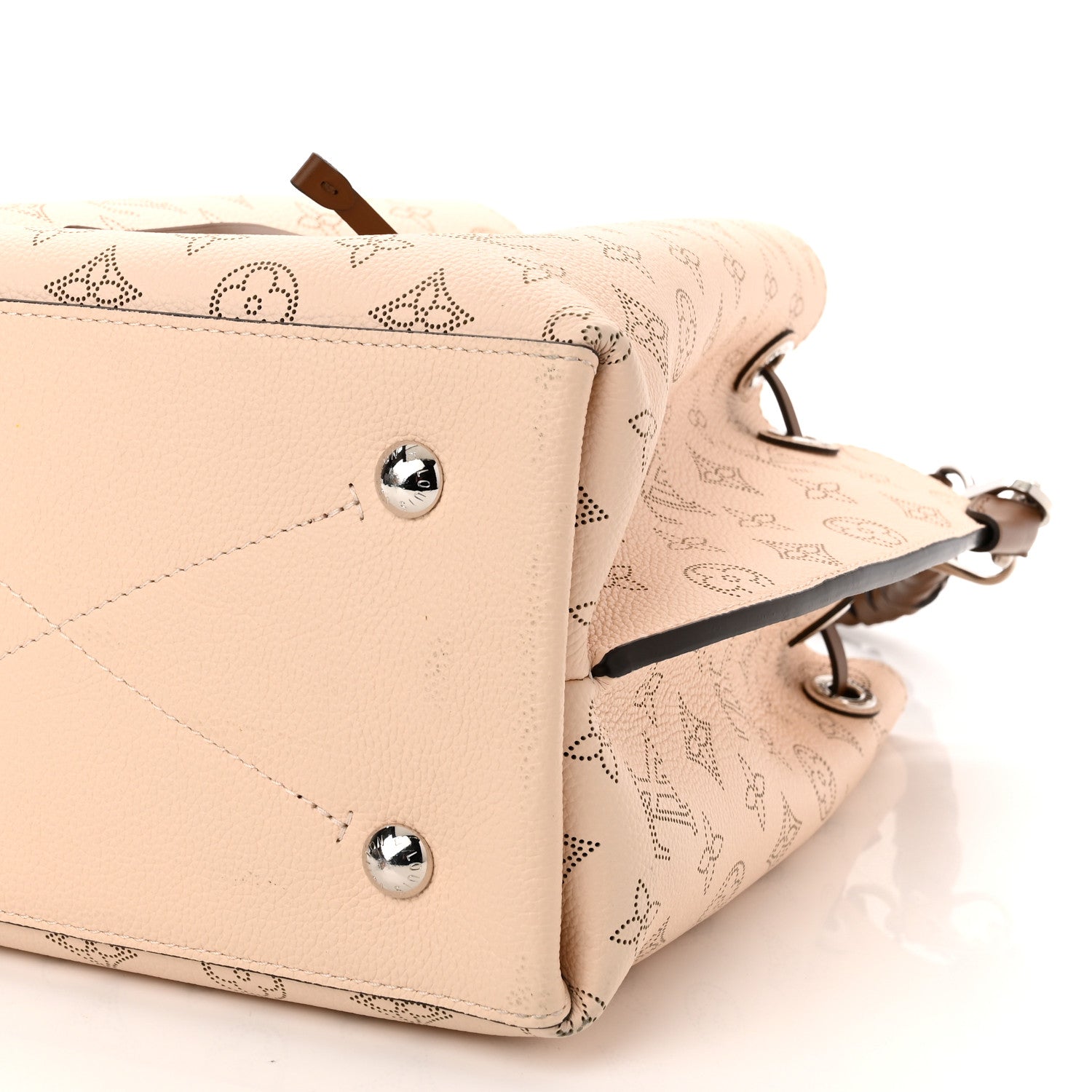 Louis Vuitton Mahina Muria Creme 9 of 10