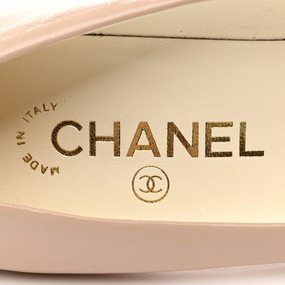 Chanel Shiny Calfskin Grosgrain Cap Toe CC Pearl Pumps 37 Beige Black 8 of 15