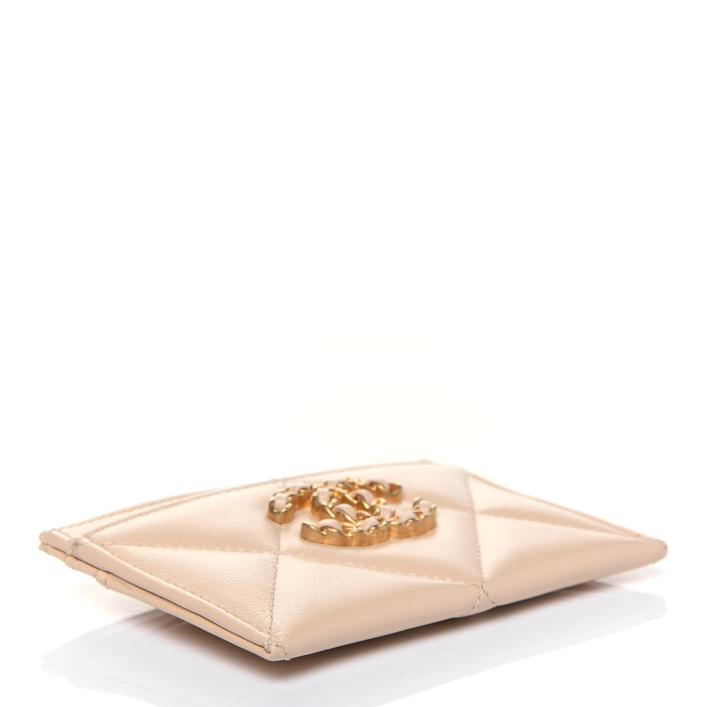 Shiny Goatskin Quilted Chanel 19 Card Holder Beige
