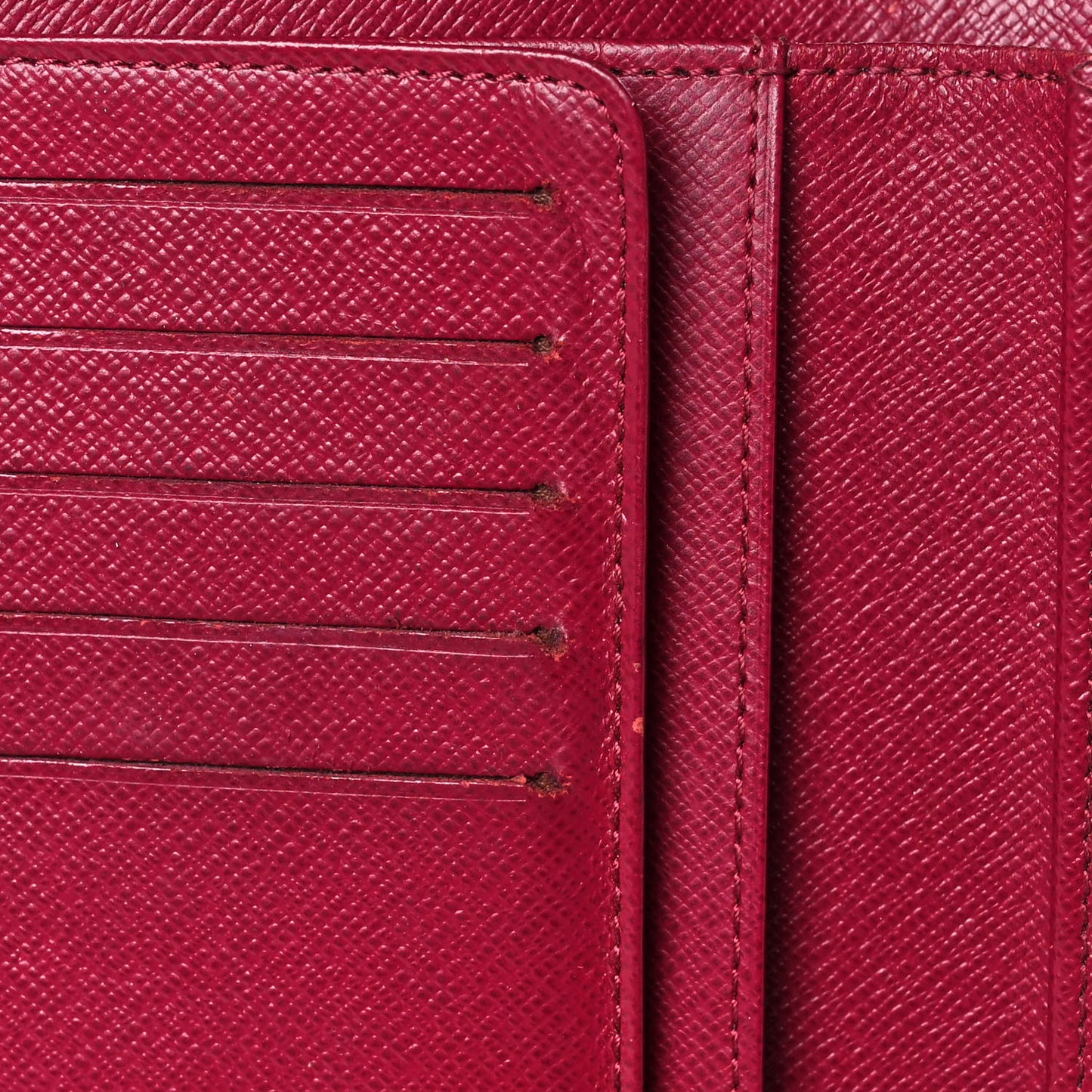 Epi Zippy Compact Wallet Fuchsia