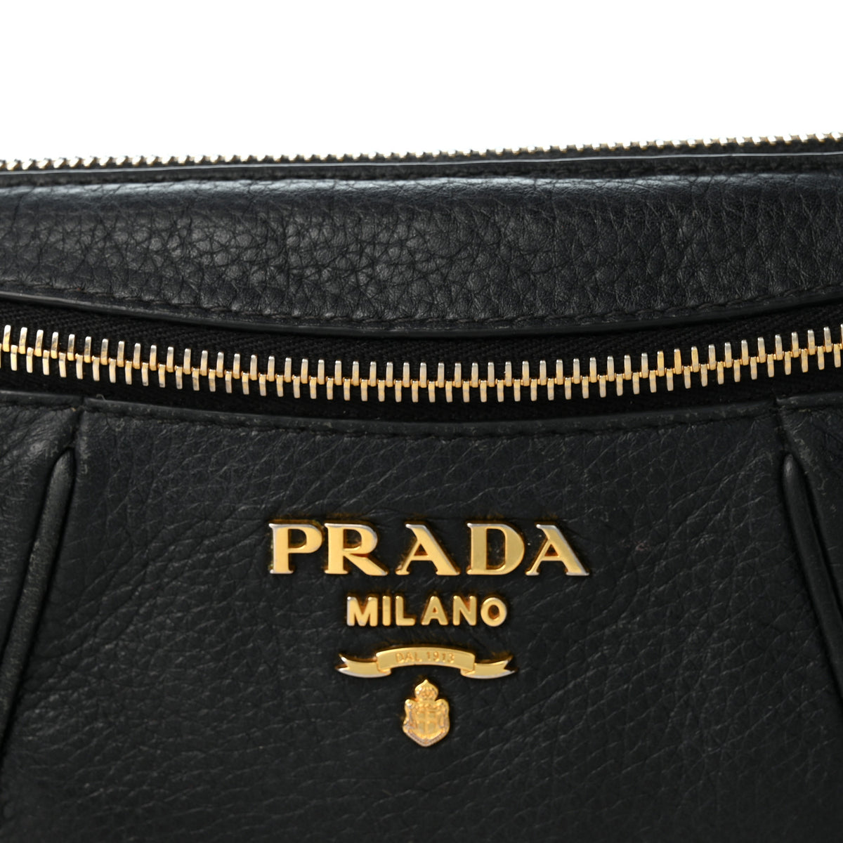 Vitello Daino Small Belt Bag Black