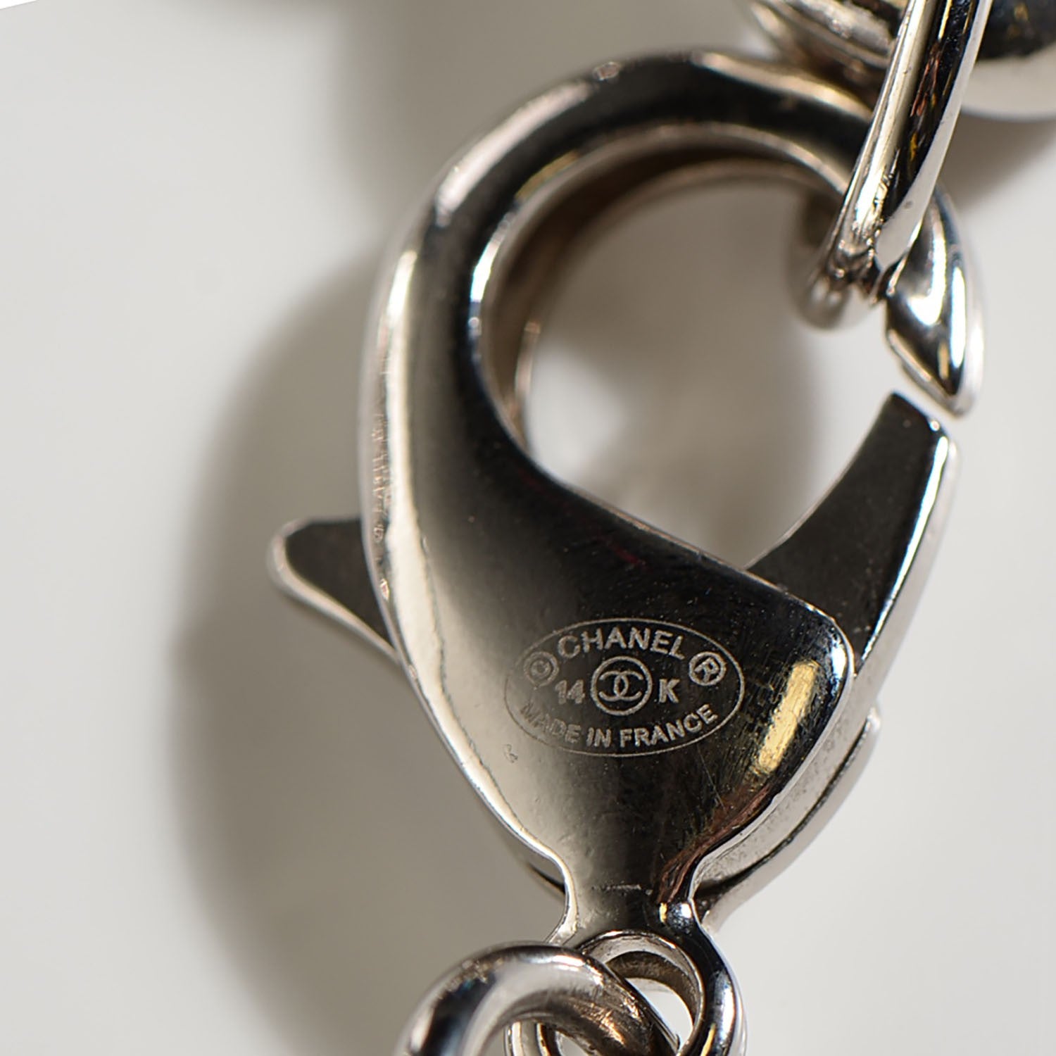 Chanel Pearl CC Padlock Necklace Silver 3 of 4