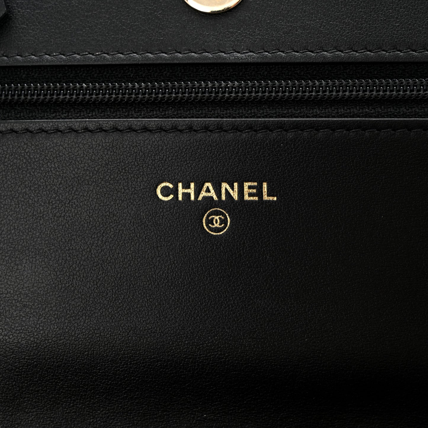 Caviar Quilted Boy Wallet On Chain WOC Black