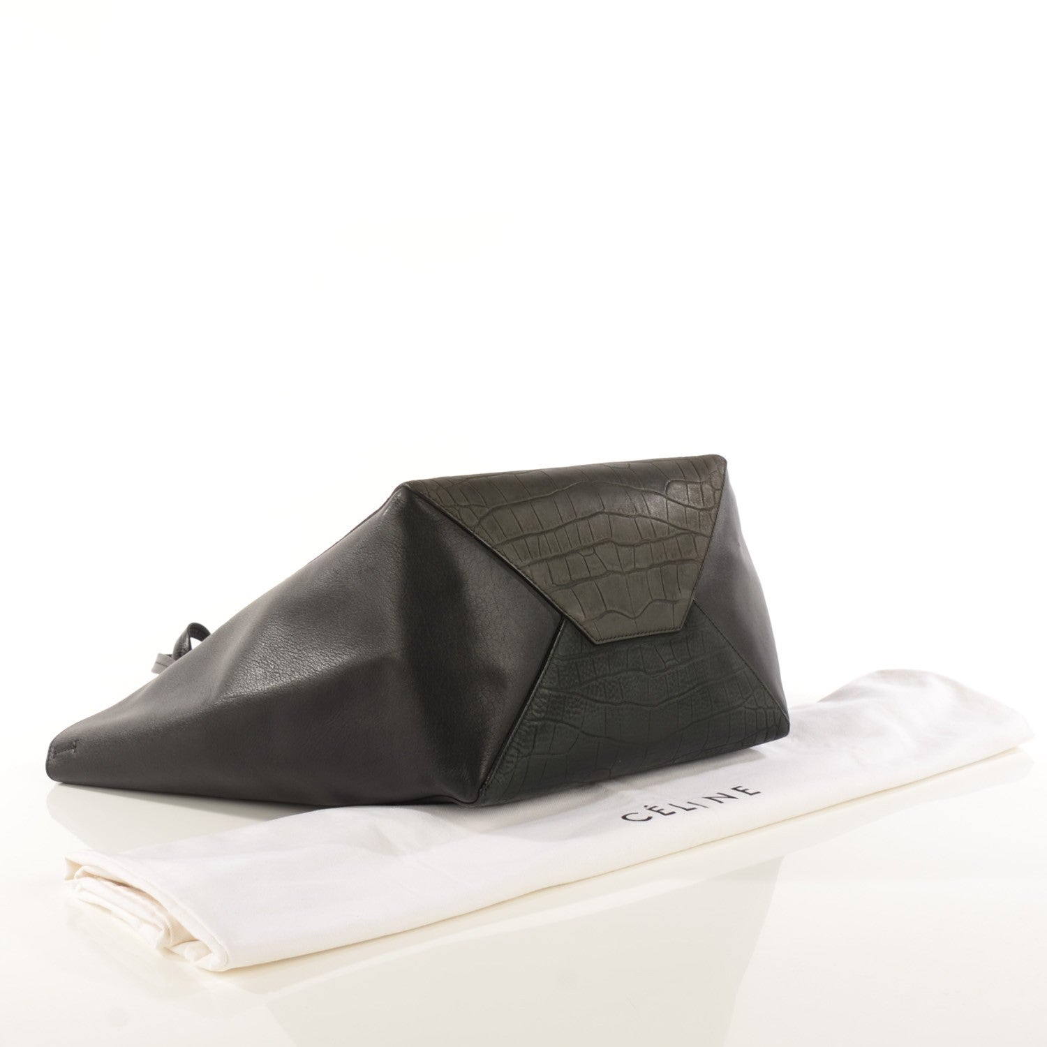 Celine Crocodile Embossed Medium Horizontal Cabas Phantom Black 4 of 9