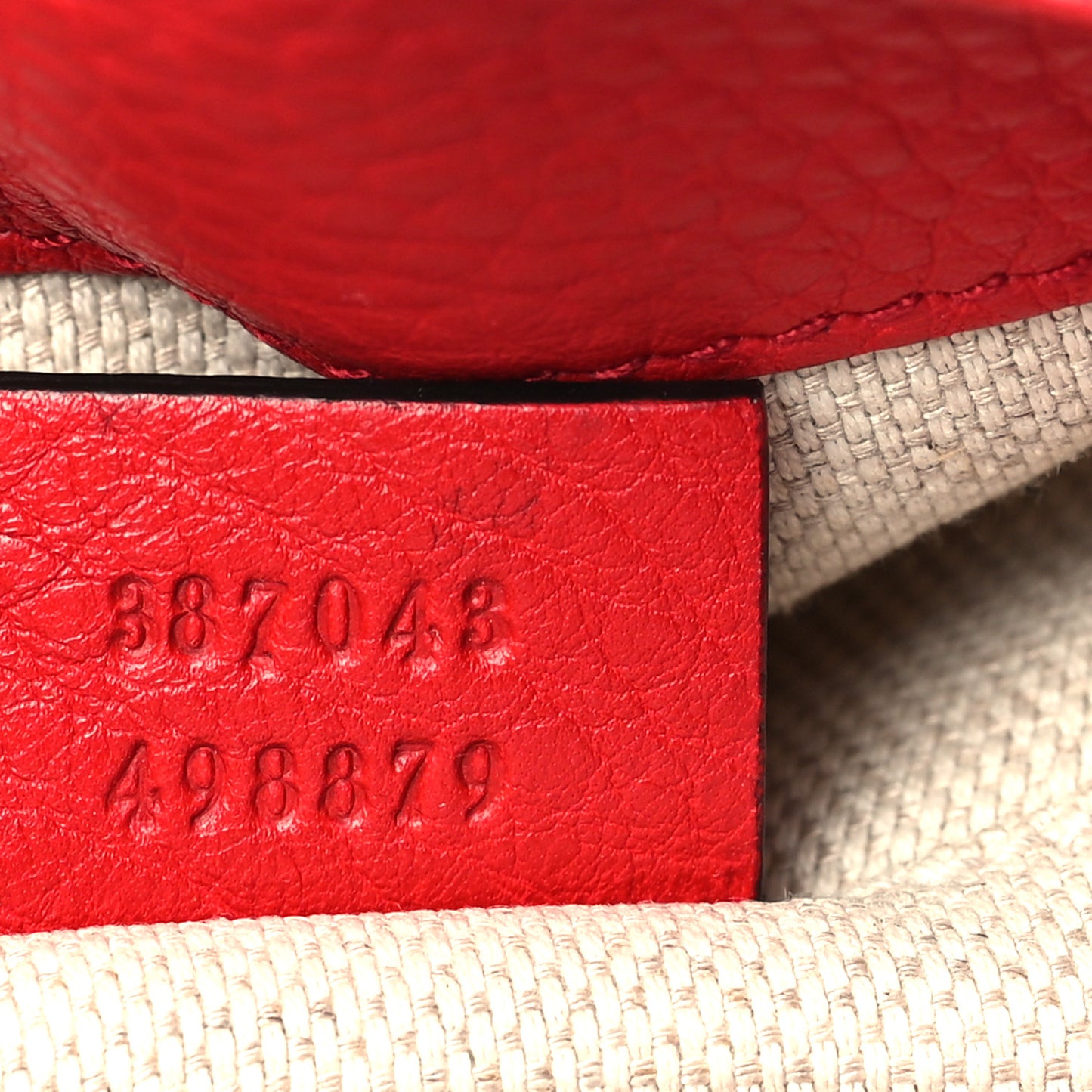 Pebbled Calfskin Small Soho Chain Shoulder Bag Tabasco Red