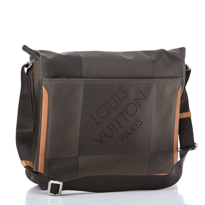 Louis Vuitton Damier Geant Messenger Bag Sable 3 of 12