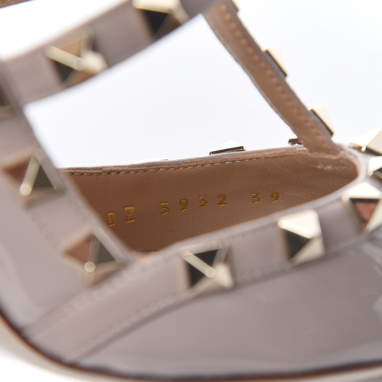 Patent Rockstud Ankle Strap Pumps 39 Poudre