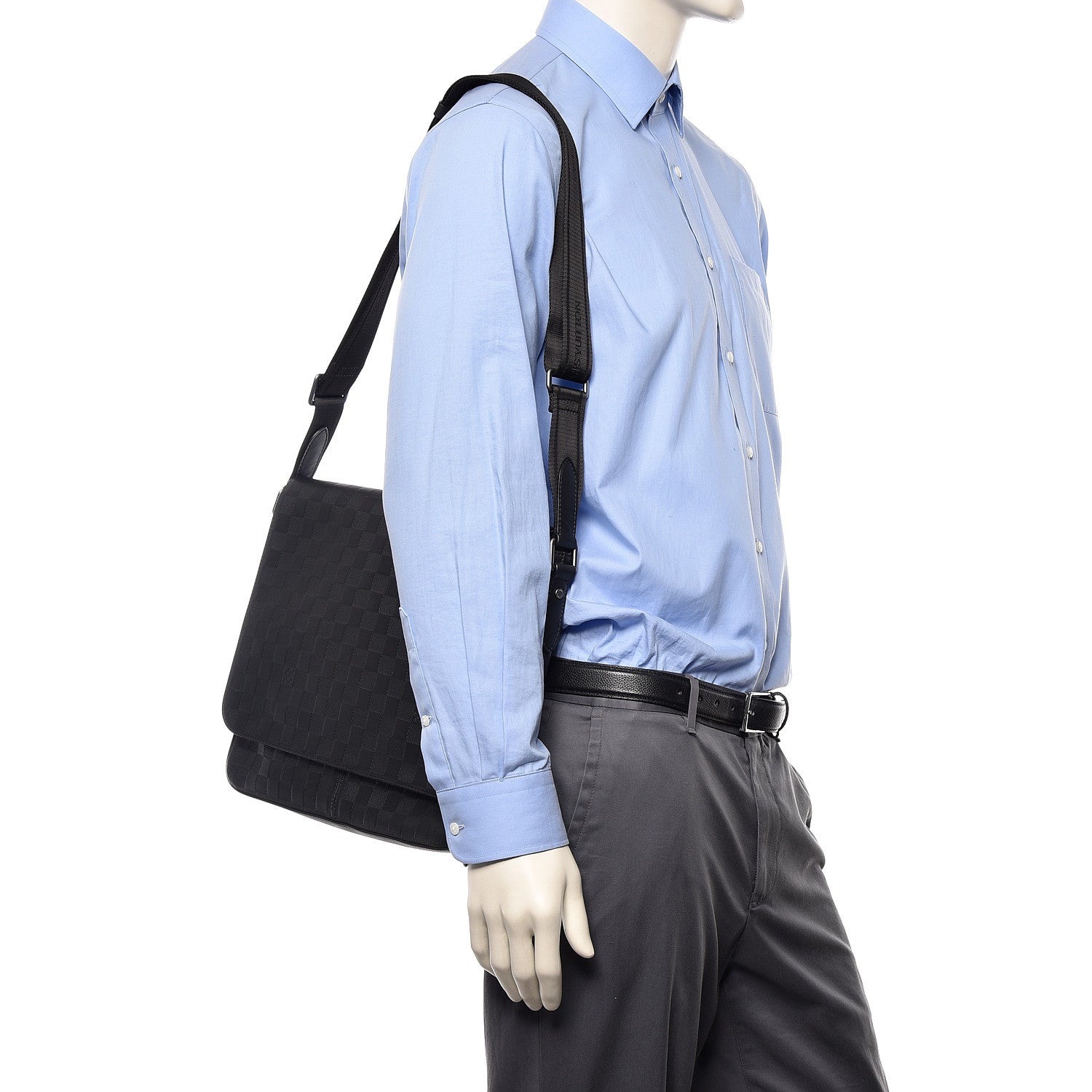 Louis Vuitton Damier Infini District MM Onyx 2 of 9