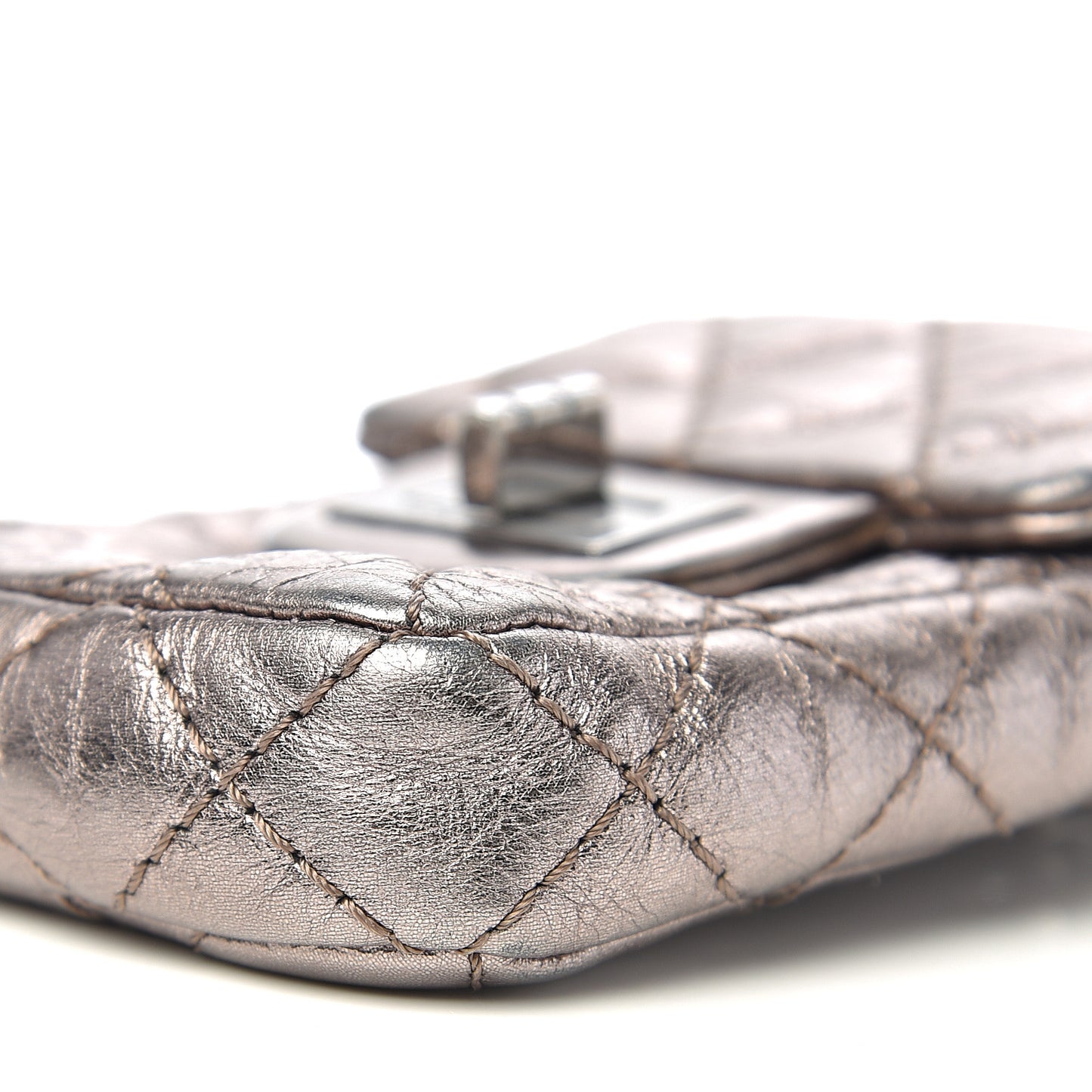 Metallic Aged Calfskin Quilted 2.55 Reissue Phone Case Silver