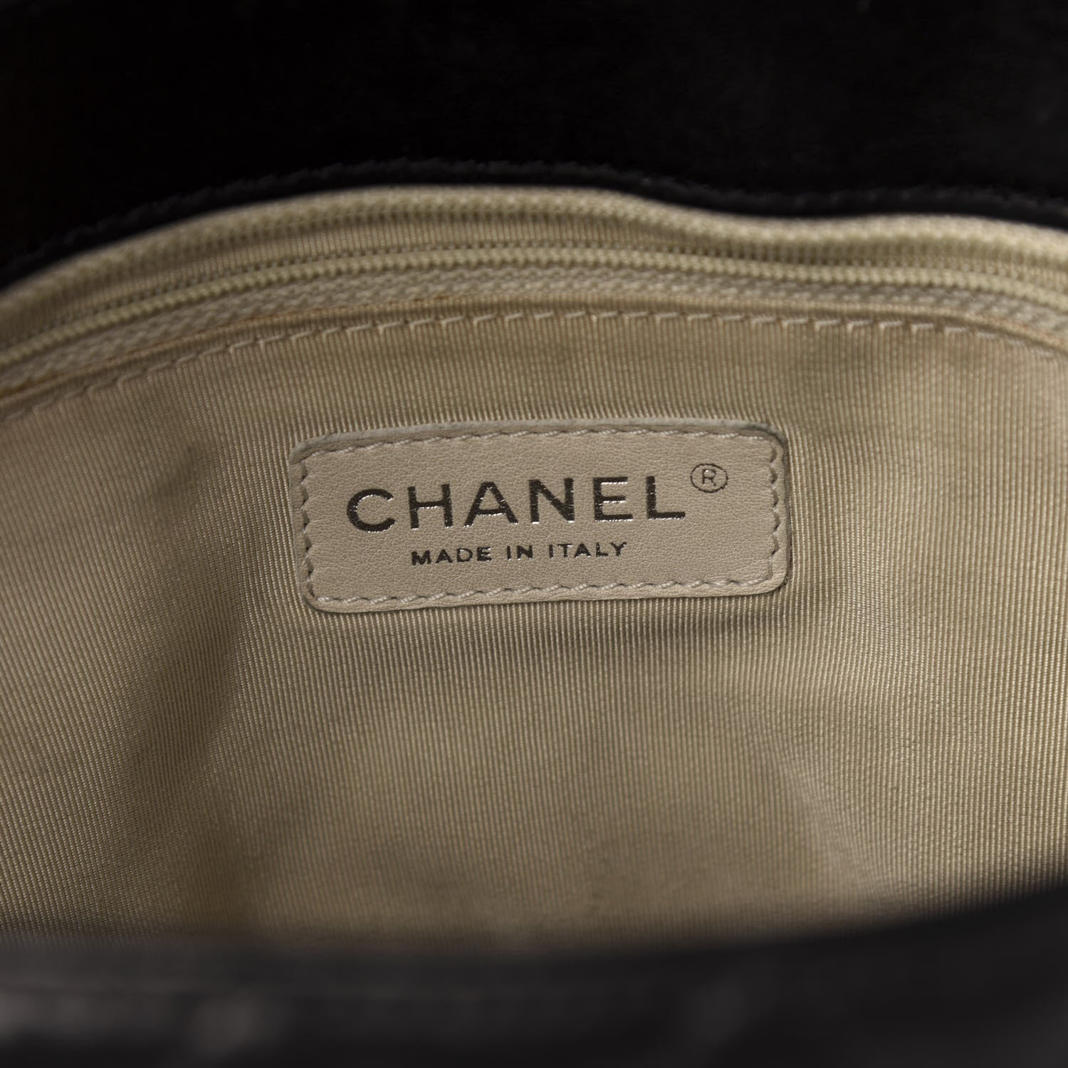 Chanel Washed Lambskin Quilted Maxi Chain Around Flap Black 6 of 10
