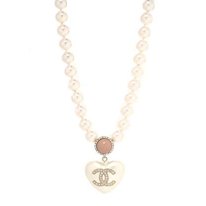 Chanel Pearl Crystal CC Heart Short Necklace Pearly White Gold 1 of 6
