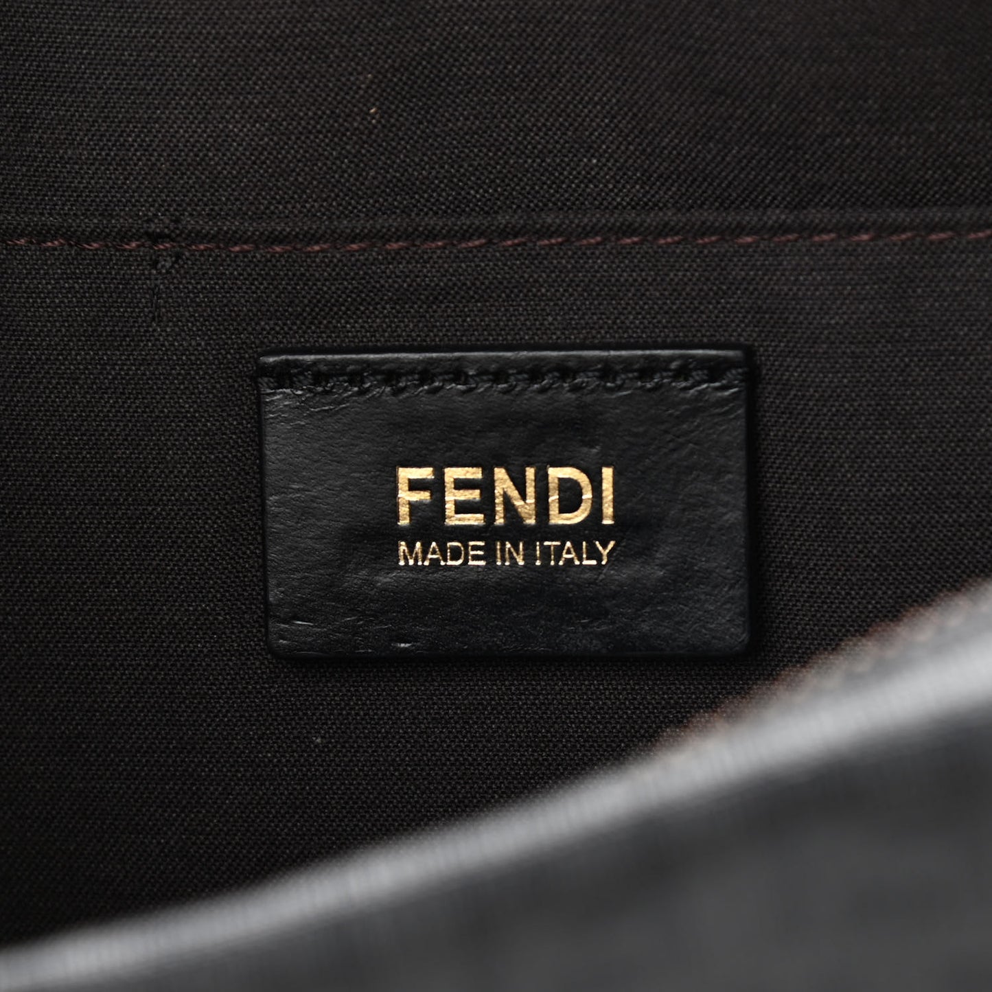 Zucchino Spalmati Vitello Messenger Bag Black