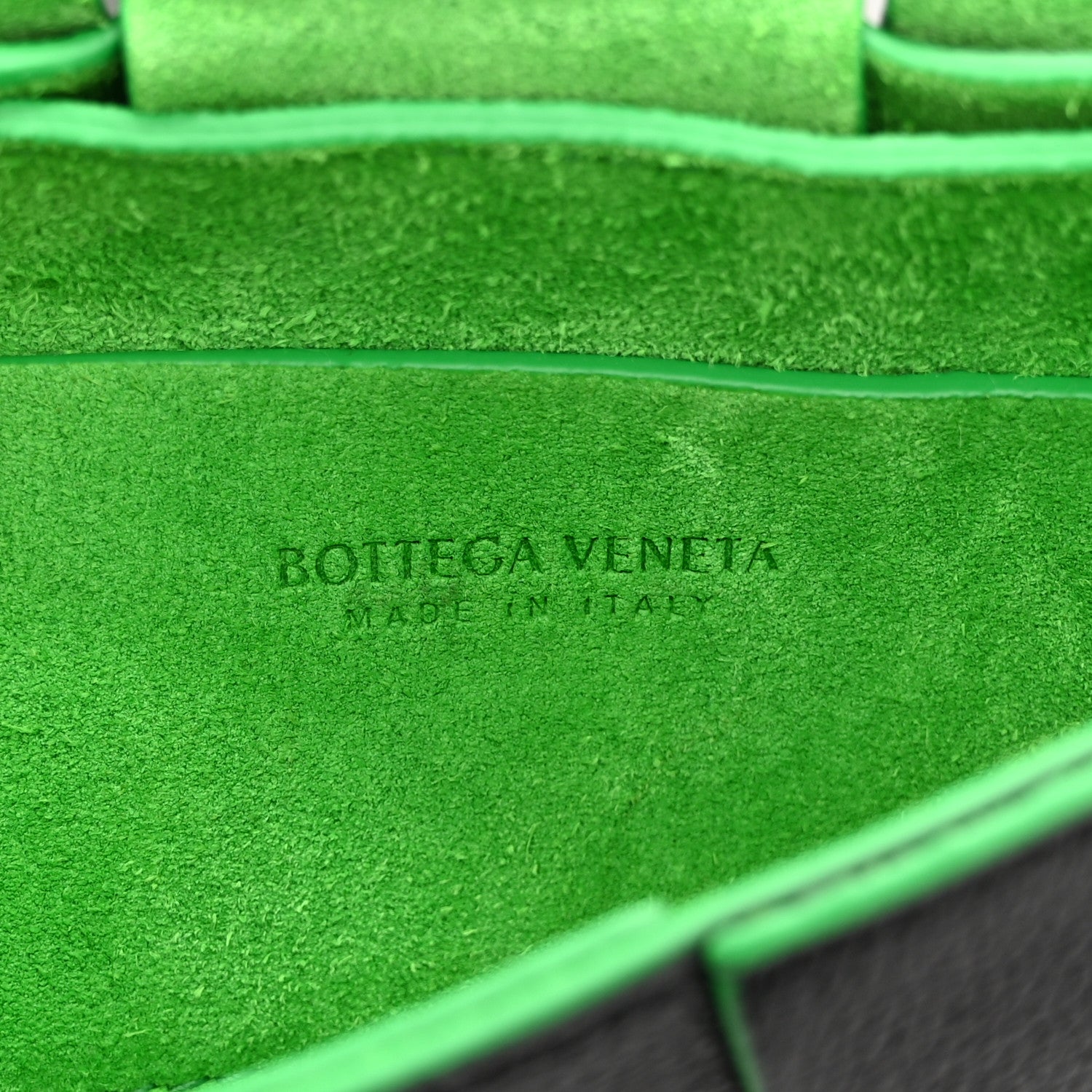 Bottega Veneta Lambskin Maxi Intreccio Candy Cassette Crossbody Bag Black Green 6 of 9