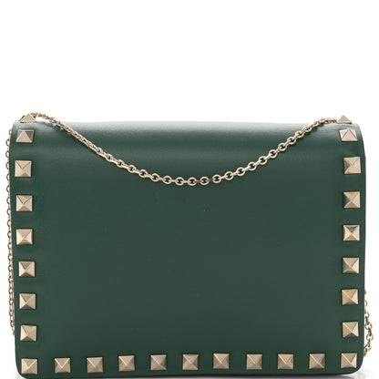 Valentino Garavani Calfskin Rockstud Wallet On Chain Green 8 of 12