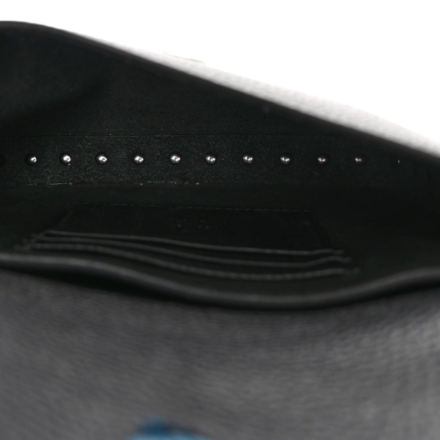 Grainy Calfskin Rockstud Crossbody Pouch Black