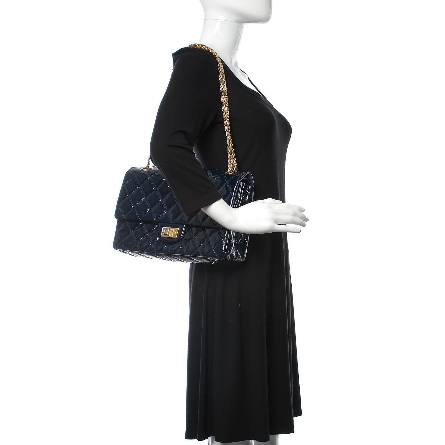 Distressed Patent Quilted 2.55 Reissue 227 Flap Dark Blue