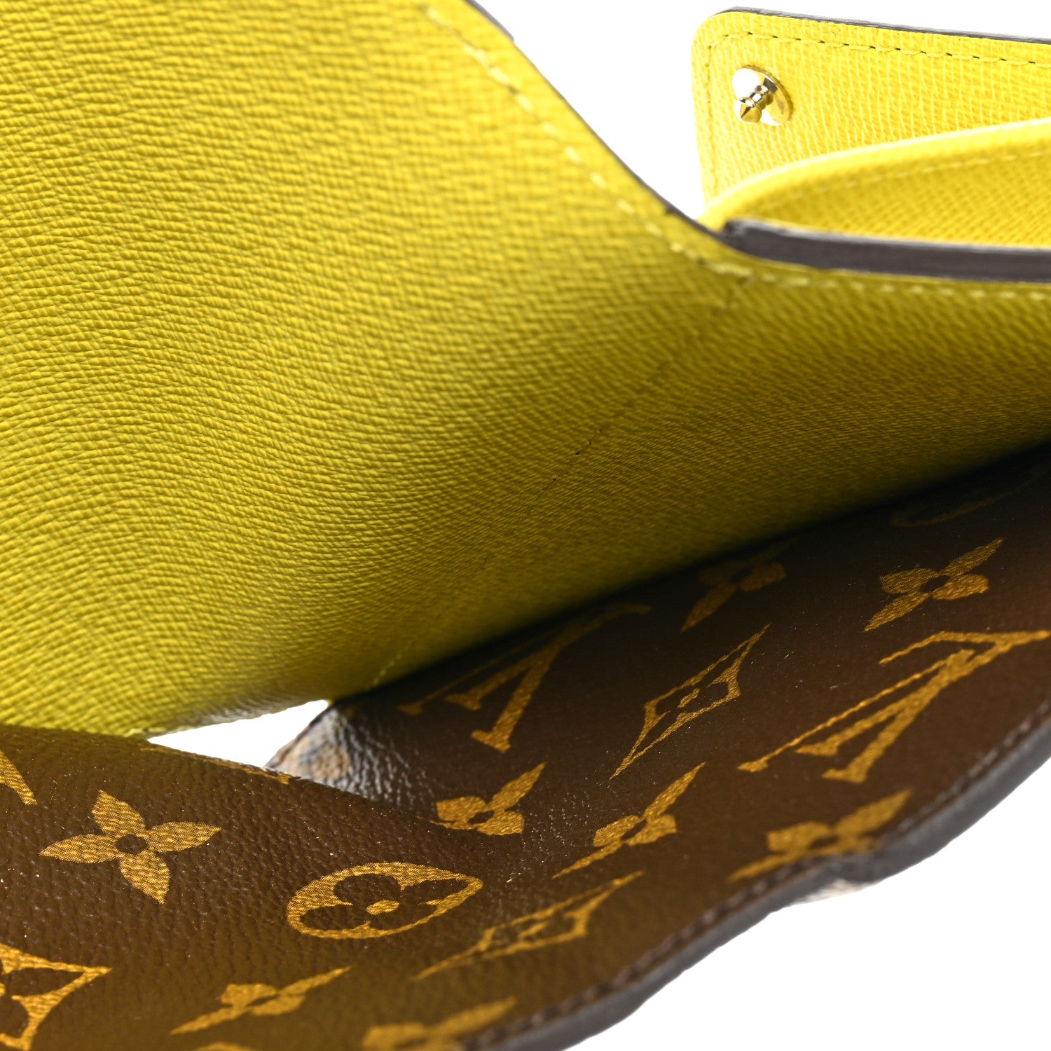 Louis Vuitton Epi Monogram Marie-Lou Compact Wallet Pistache 6 of 10