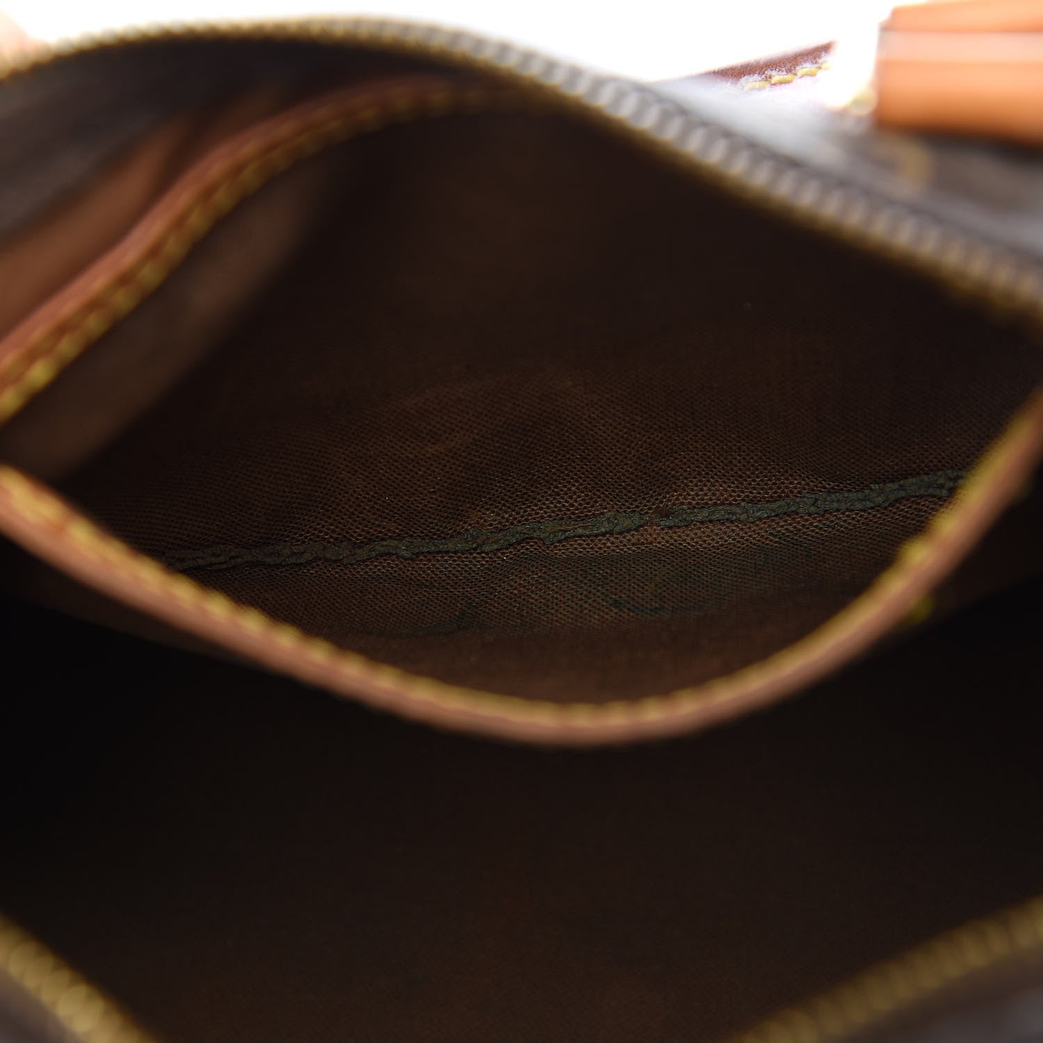 Louis Vuitton Monogram Speedy 25 6 of 12