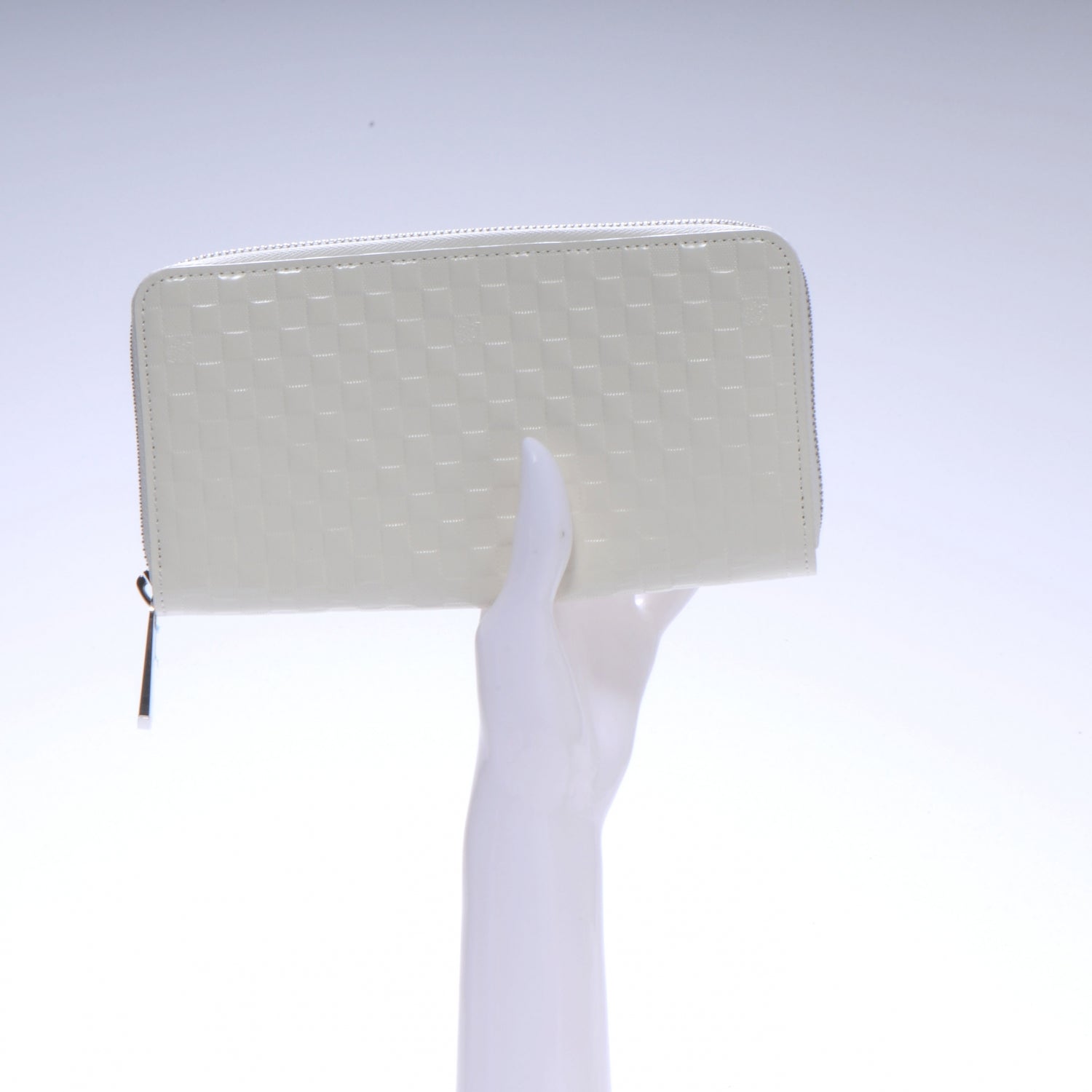 Louis Vuitton Shiny Calfskin Damier Facette Zippy Wallet Creme 2 of 8