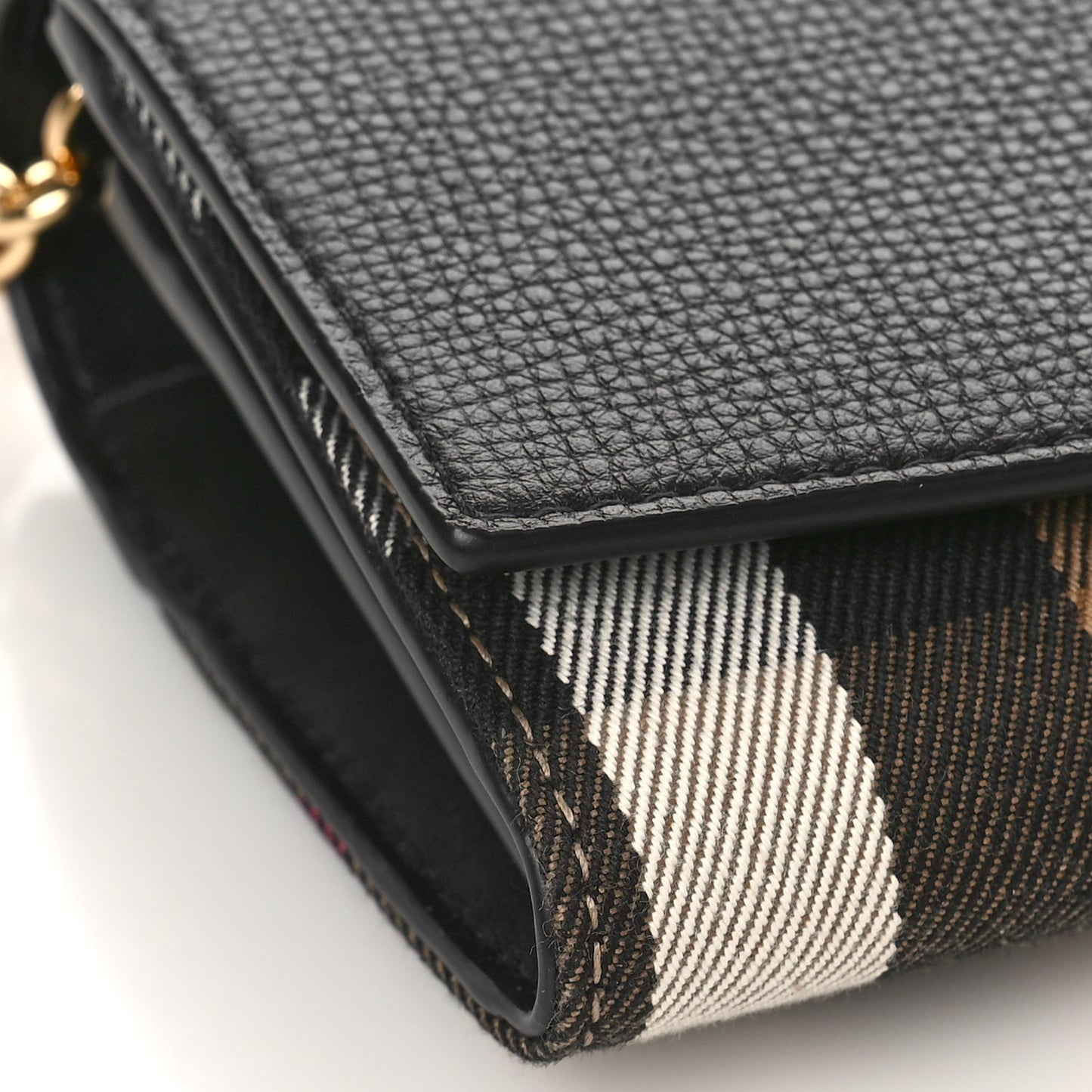 Grainy Calfskin House Check Henley Wallet On Chain Black