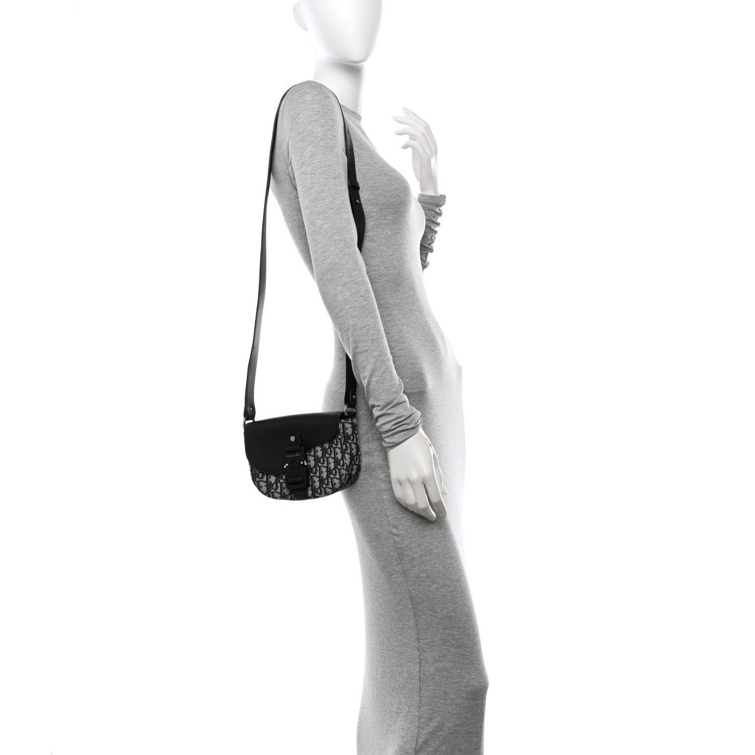 Christian Dior Grained Calfskin Oblique Saddle Messenger Black 2 of 12