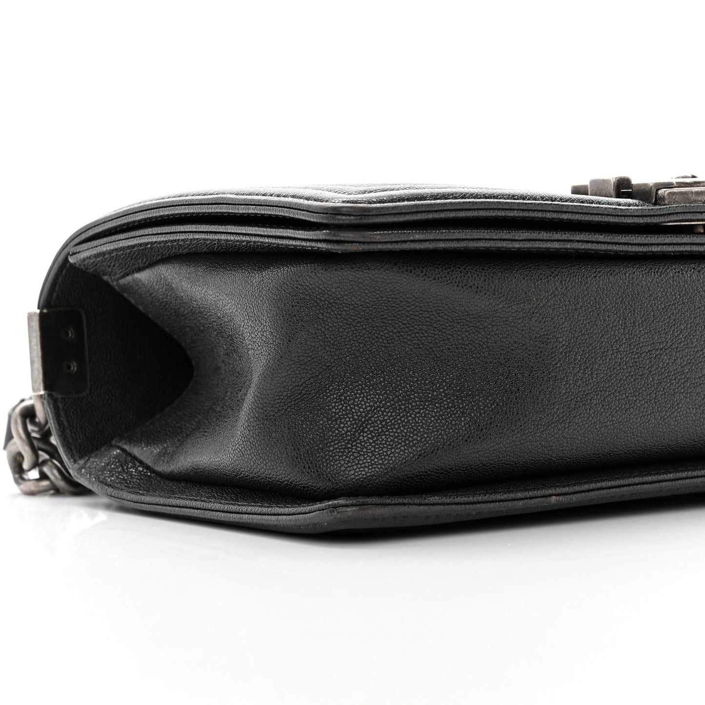 Caviar Quilted Medium Boy Flap Charcoal