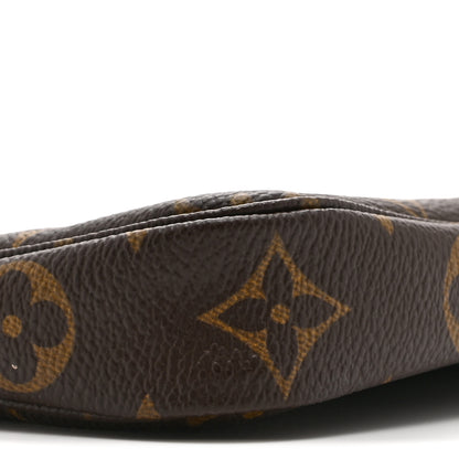 Louis Vuitton Monogram Bucket Pochette Accessories 9 of 10
