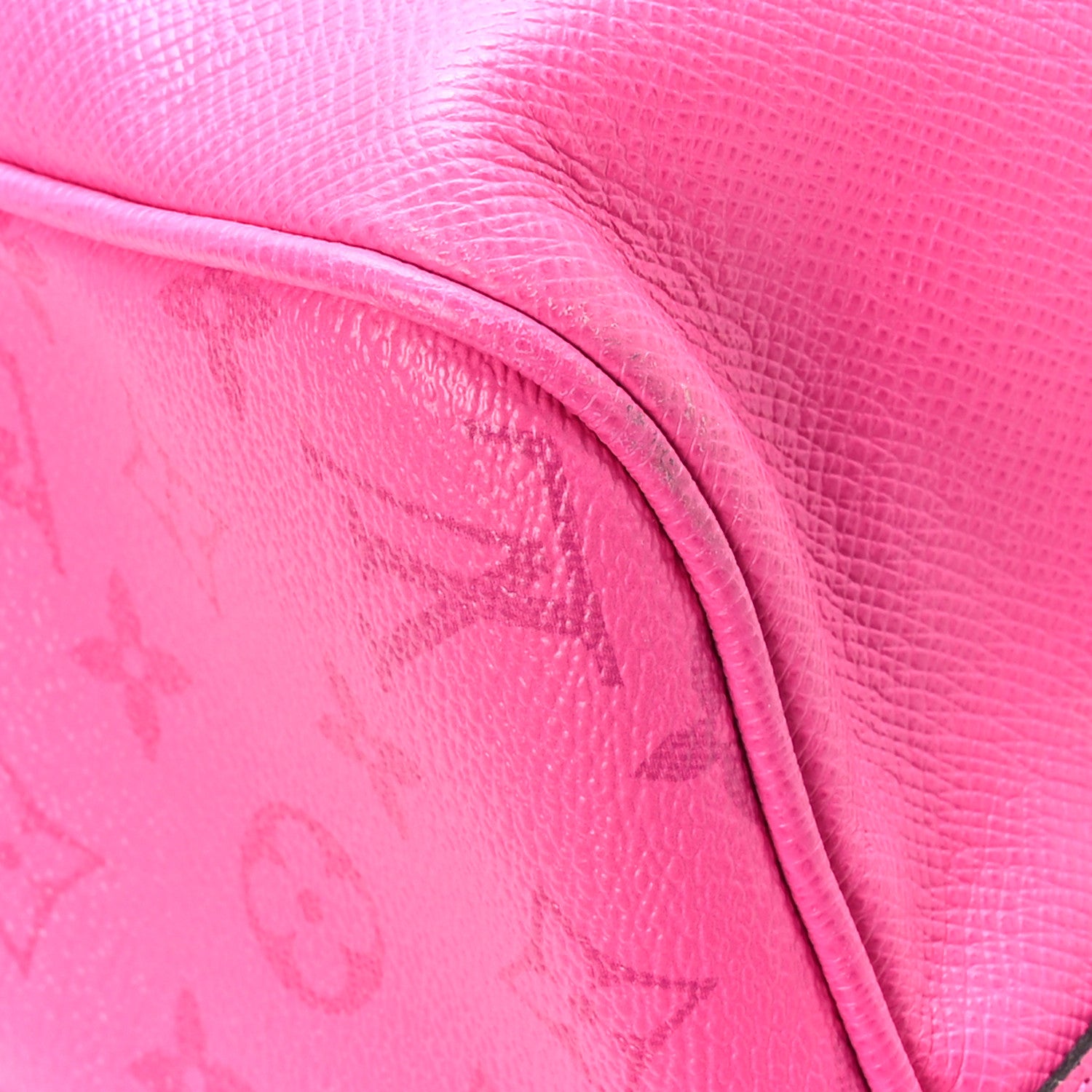 Louis Vuitton Taigarama Keepall Bandouliere Fuchsia 9 of 9