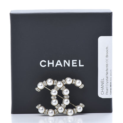 Chanel Pearl Crystal Nefertiti CC Brooch Gold 5 of 5