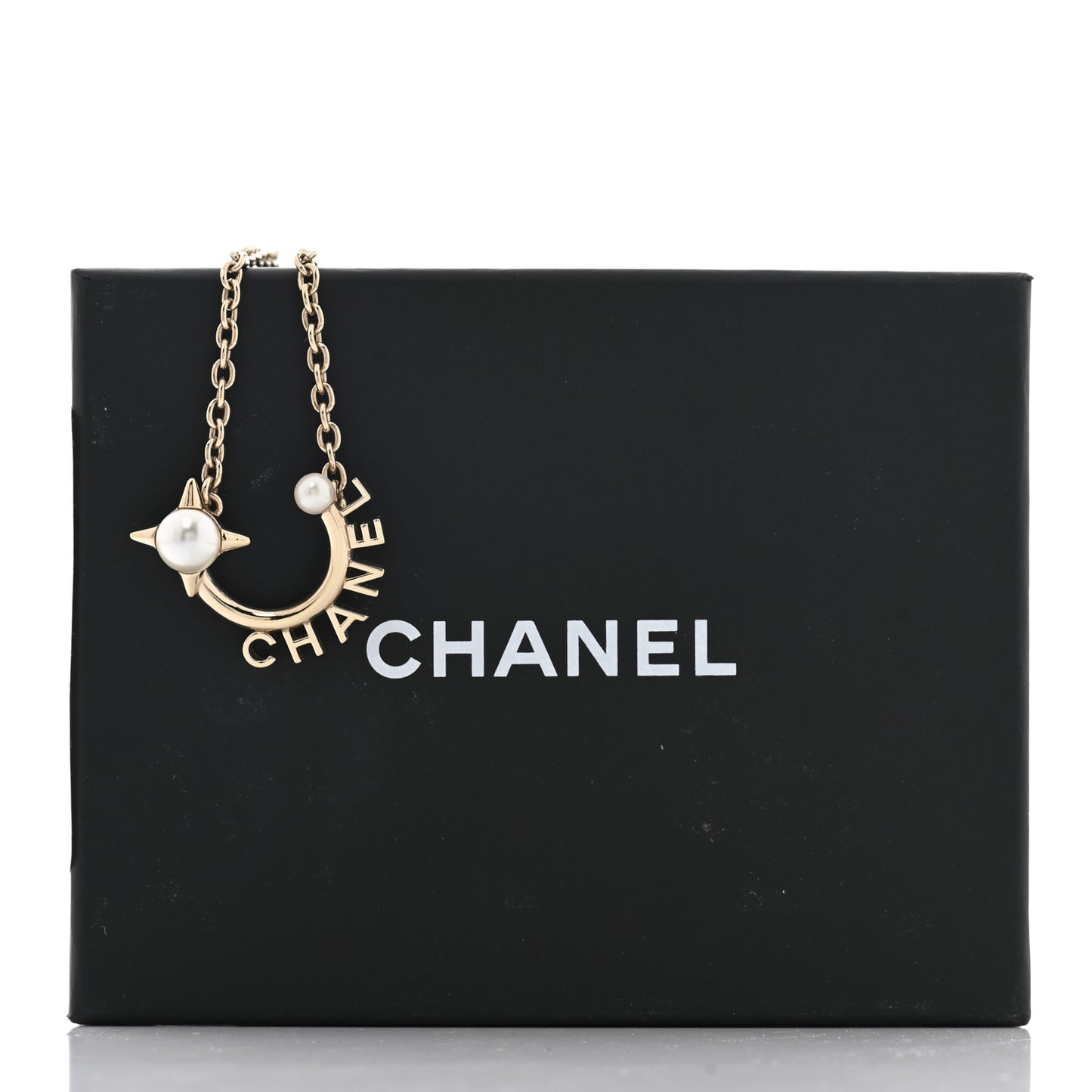 Pearl Logo Necklace Gold