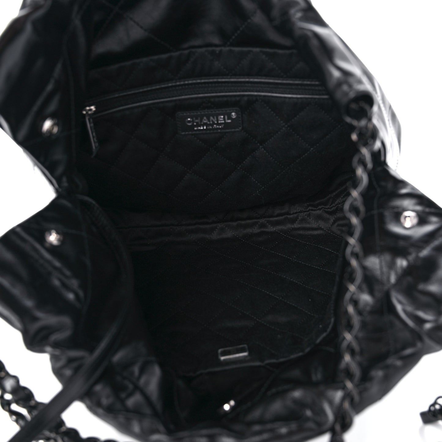 Shiny Calfskin Quilted Small Chanel 22 So Black